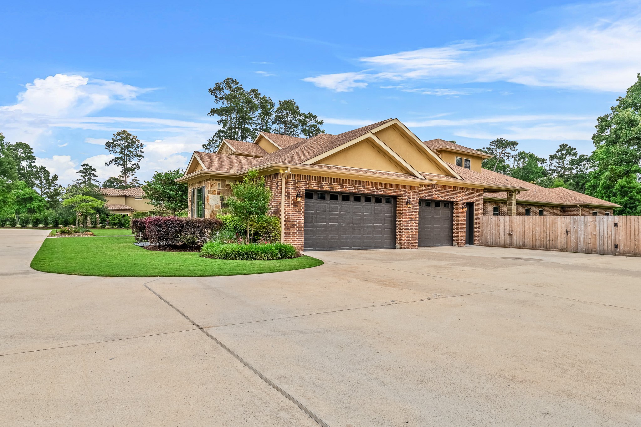 28002 Whispering Maple Way Property Photo 8