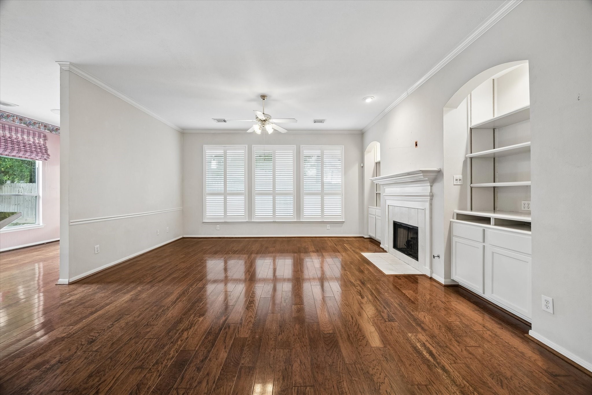 1203 Bingle Road Property Photo 8