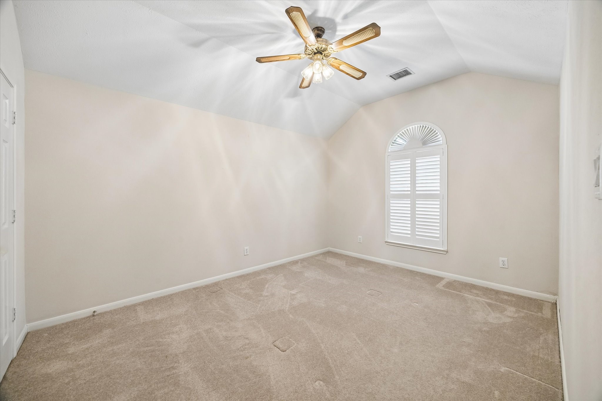 1203 Bingle Road Property Photo 17