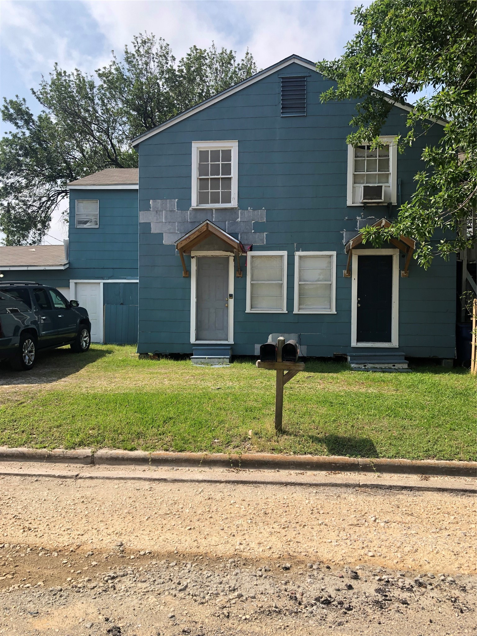827 1st Avenue N Property Photo 3