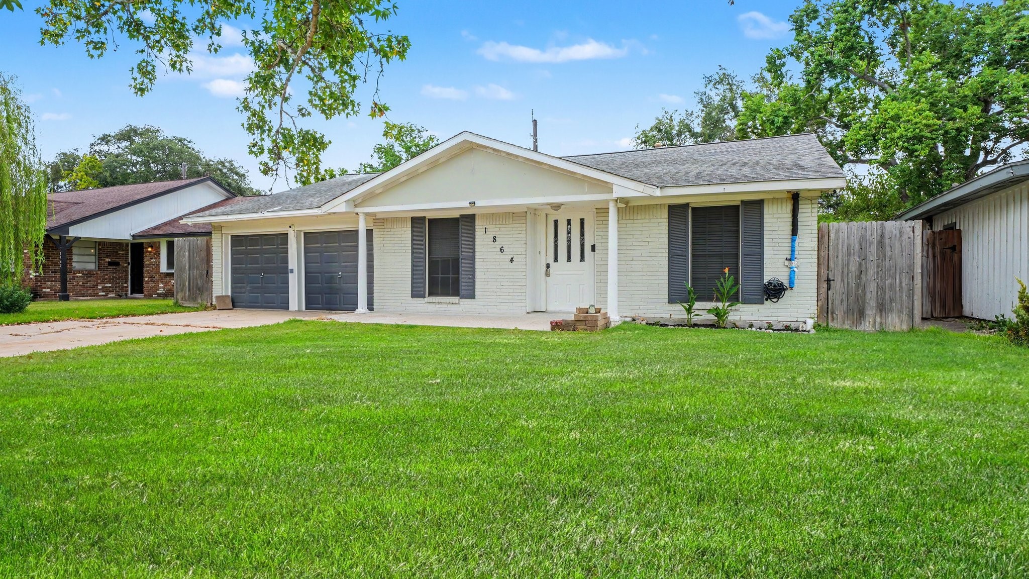1864 Bimini Way