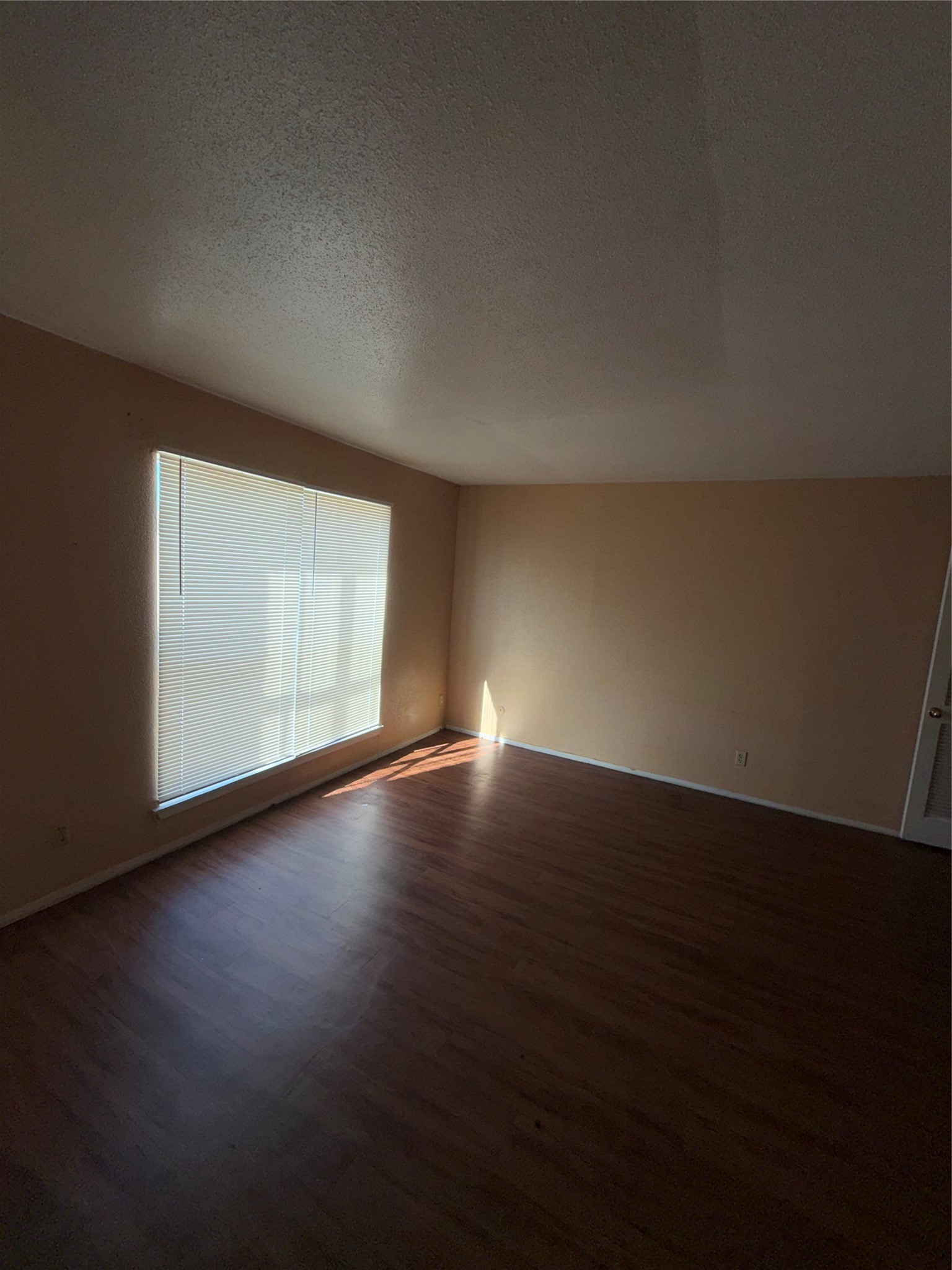 6200 W Tidwell Road 1903 Property Photo 4
