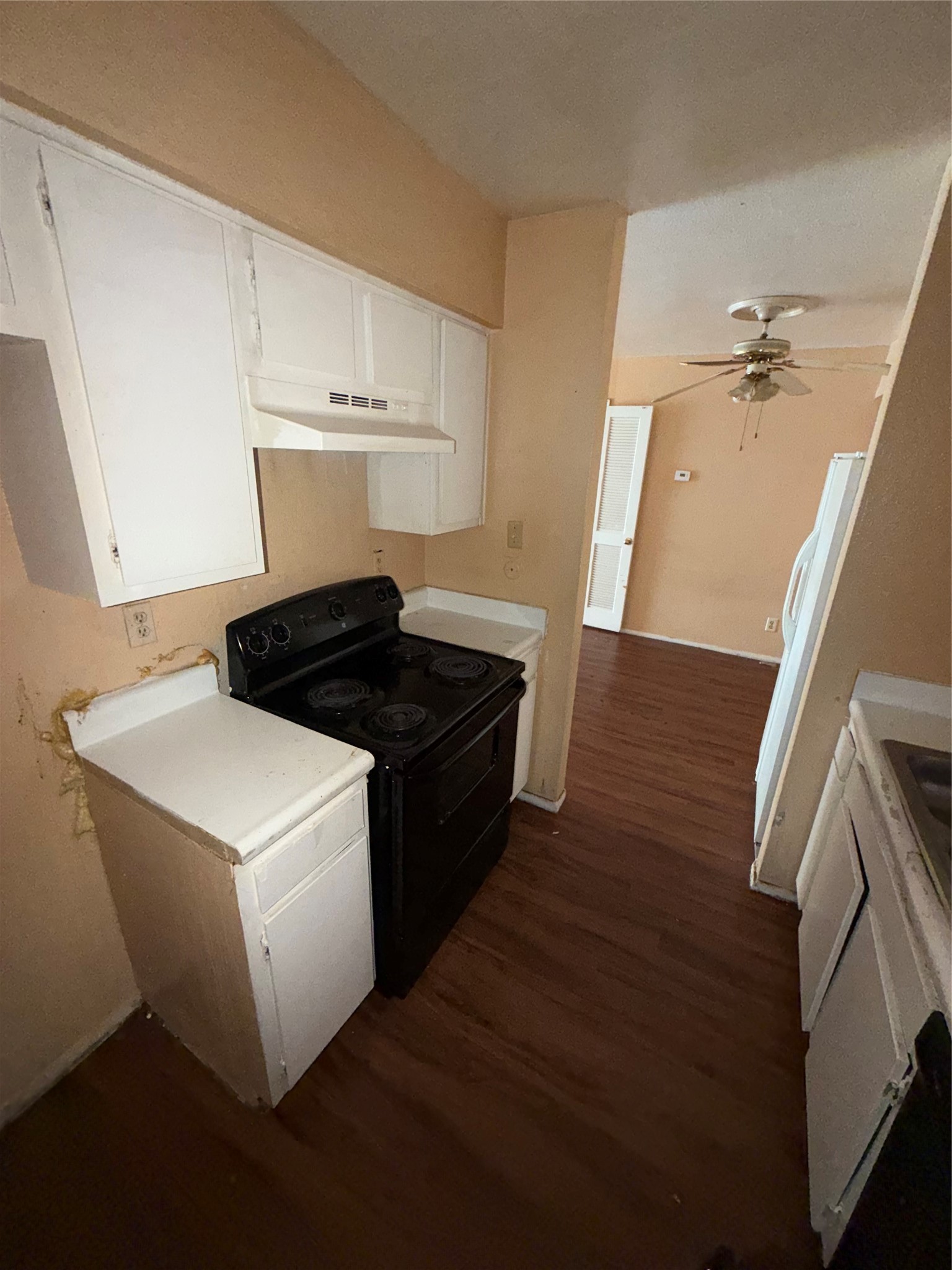 6200 W Tidwell Road 1903 Property Photo 13