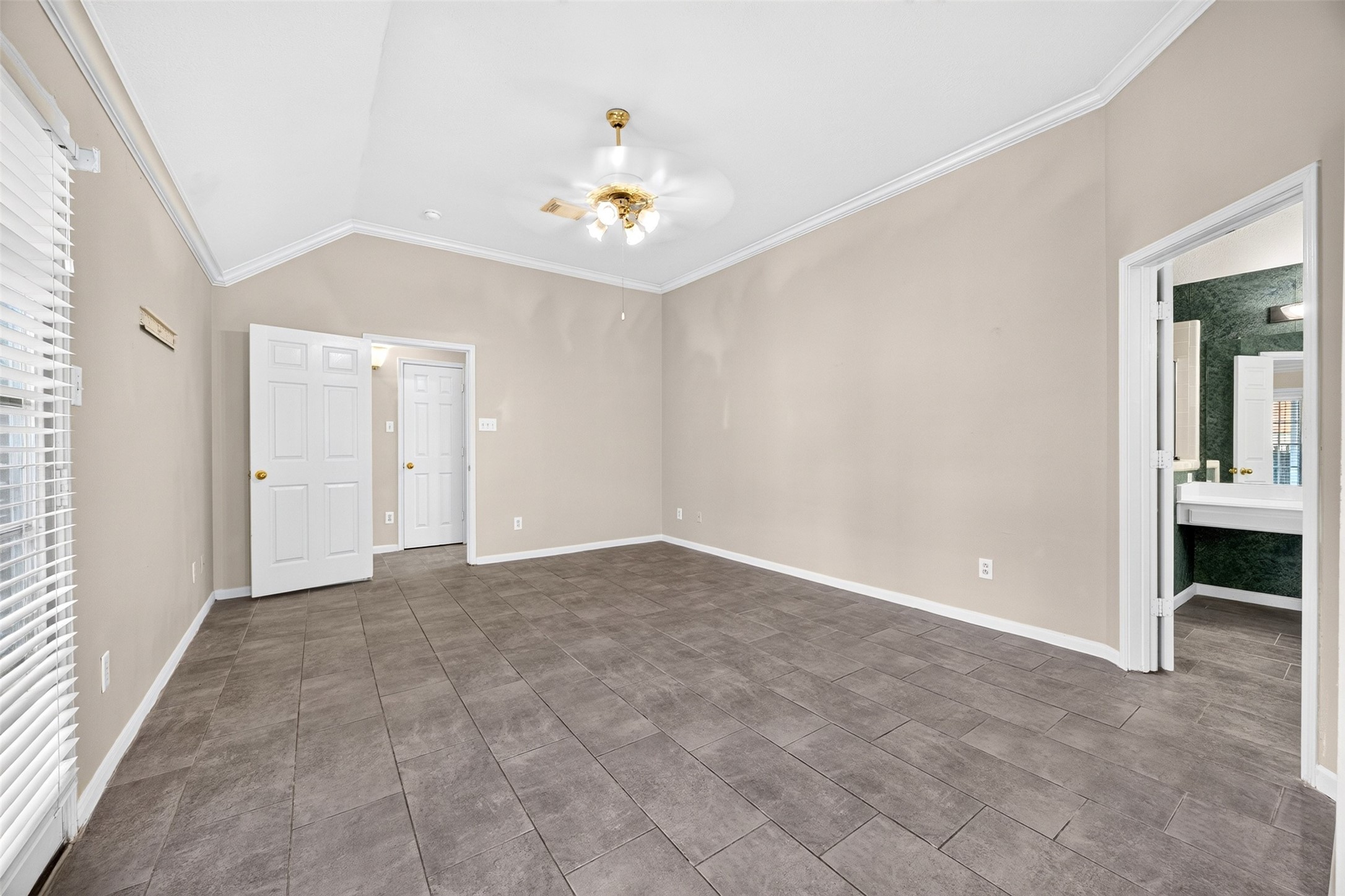 5814 Eldridge Glen Drive Property Photo 19