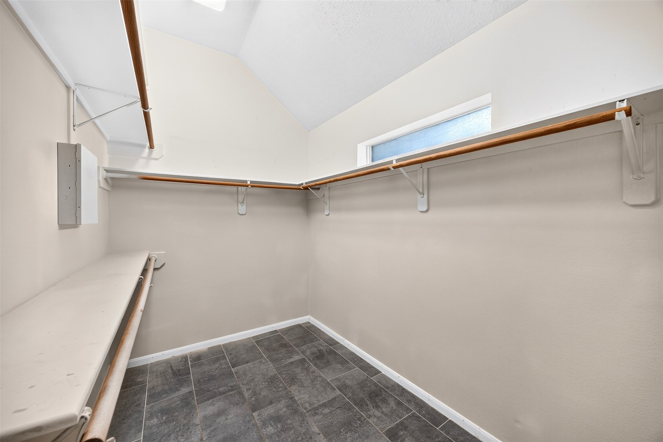 5814 Eldridge Glen Drive Property Photo 22