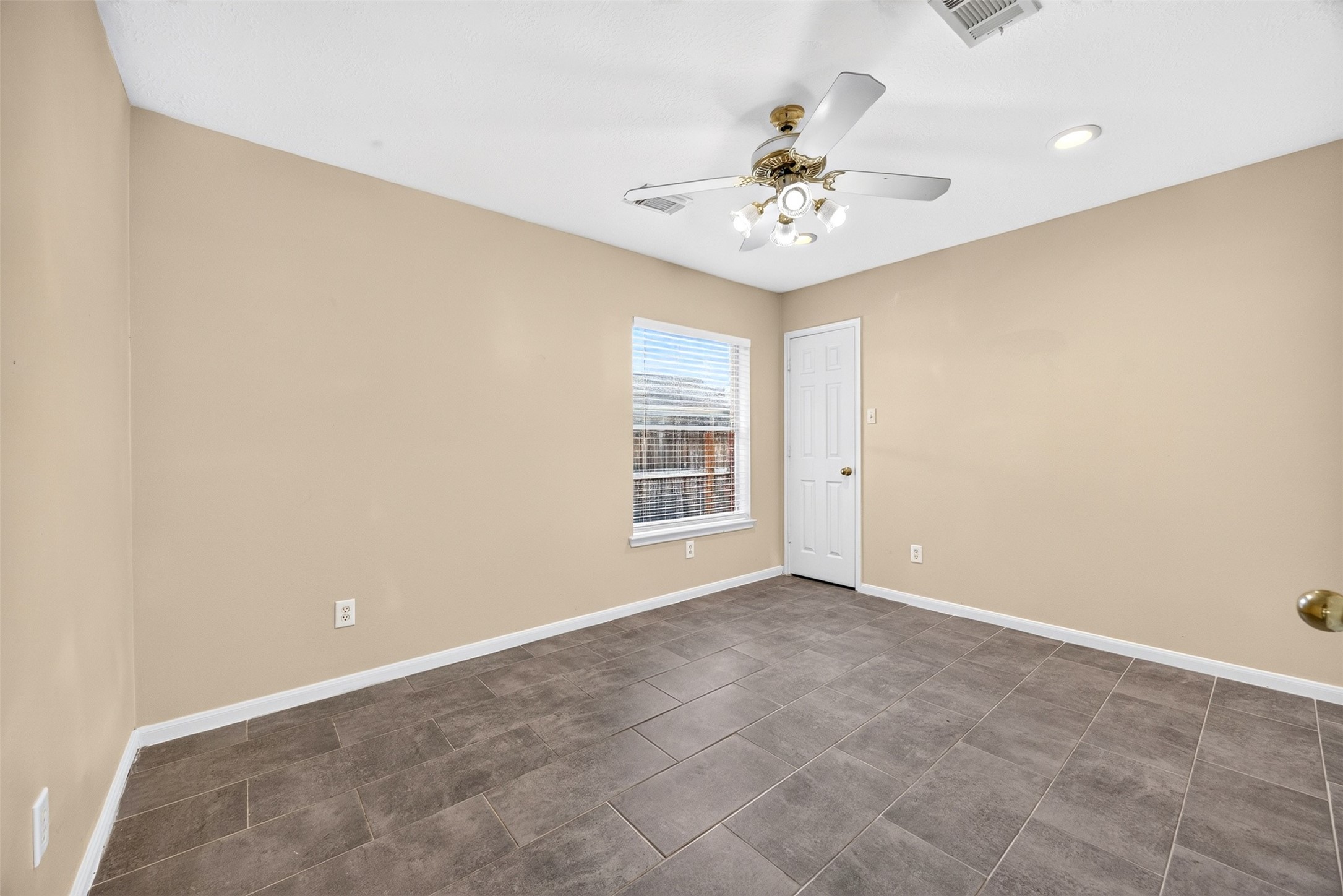 5814 Eldridge Glen Drive Property Photo 29