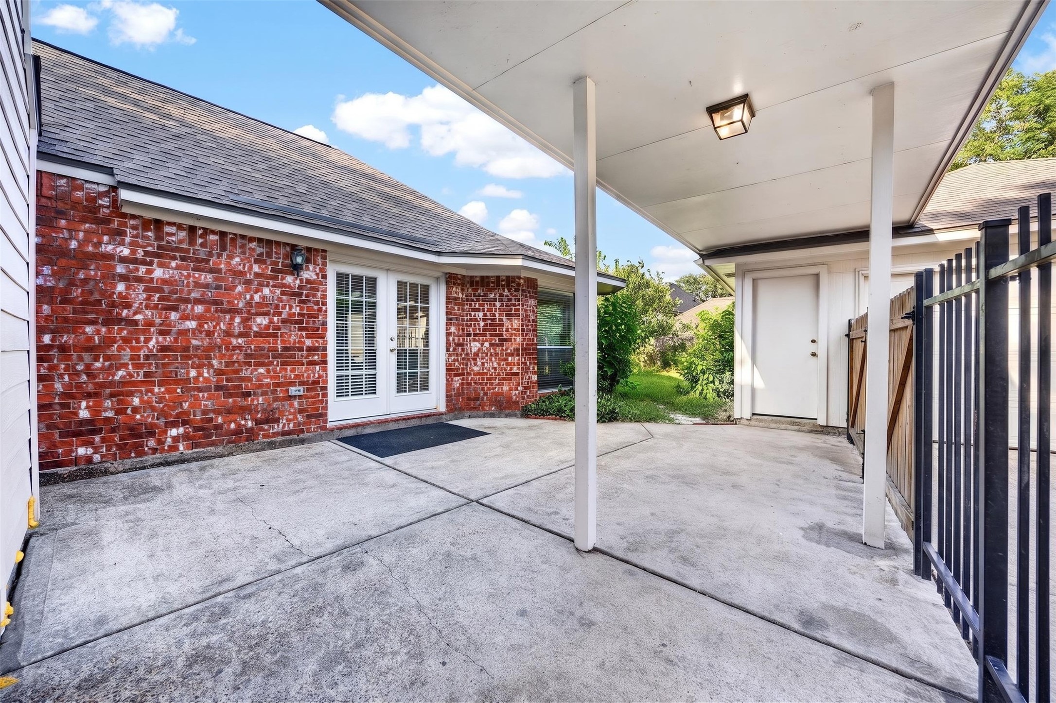 5814 Eldridge Glen Drive Property Photo 32