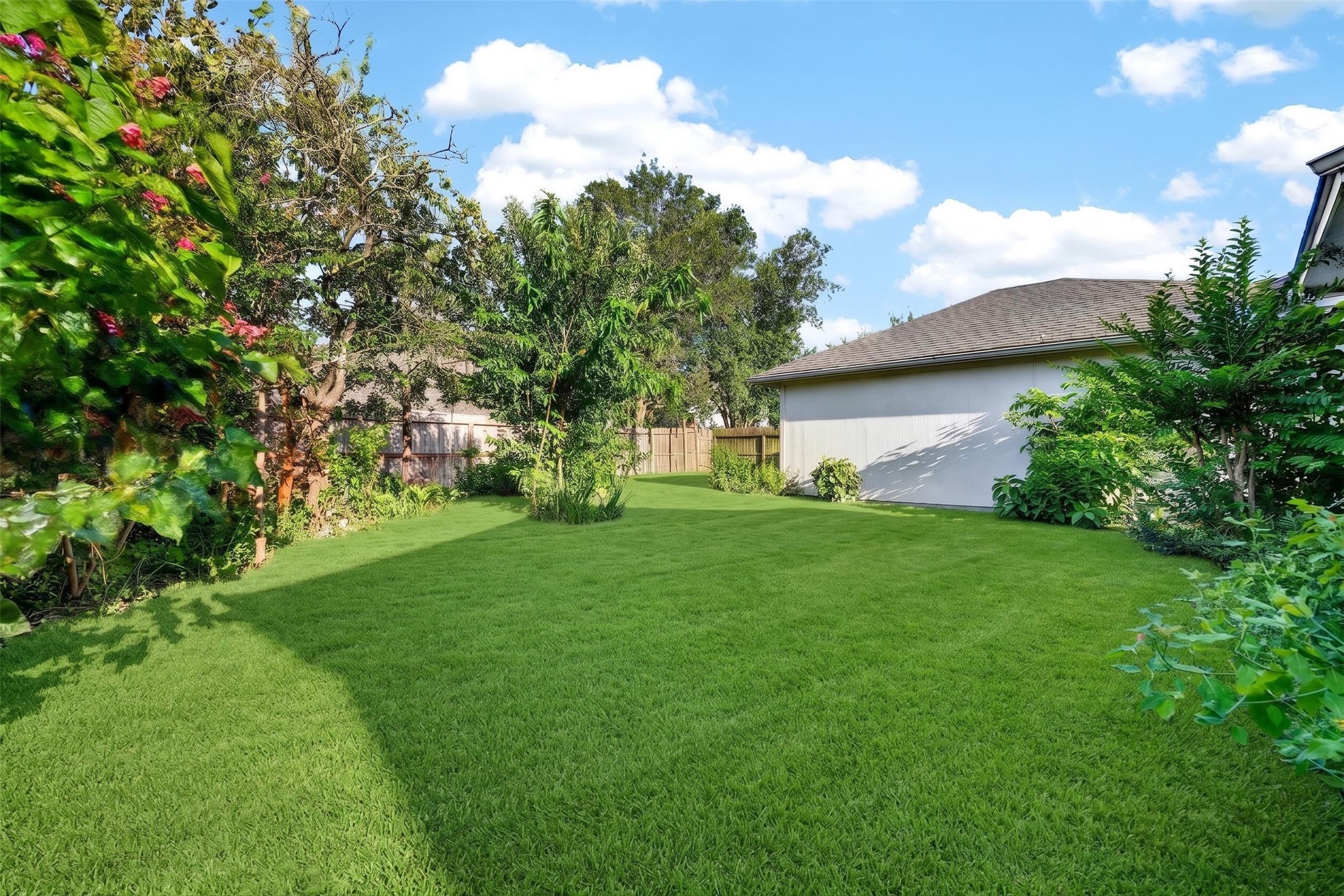 5814 Eldridge Glen Drive Property Photo 33