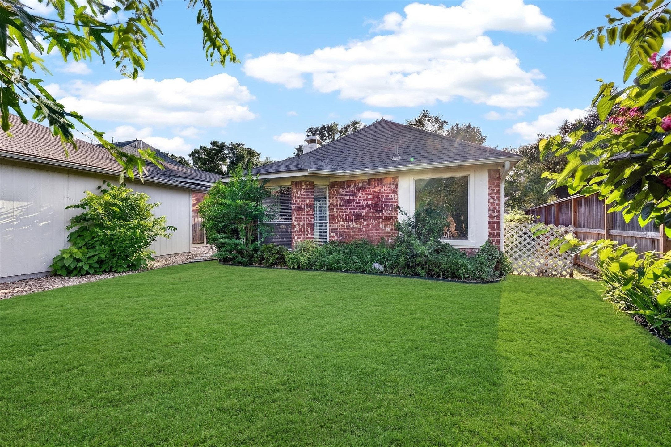 5814 Eldridge Glen Drive Property Photo 34