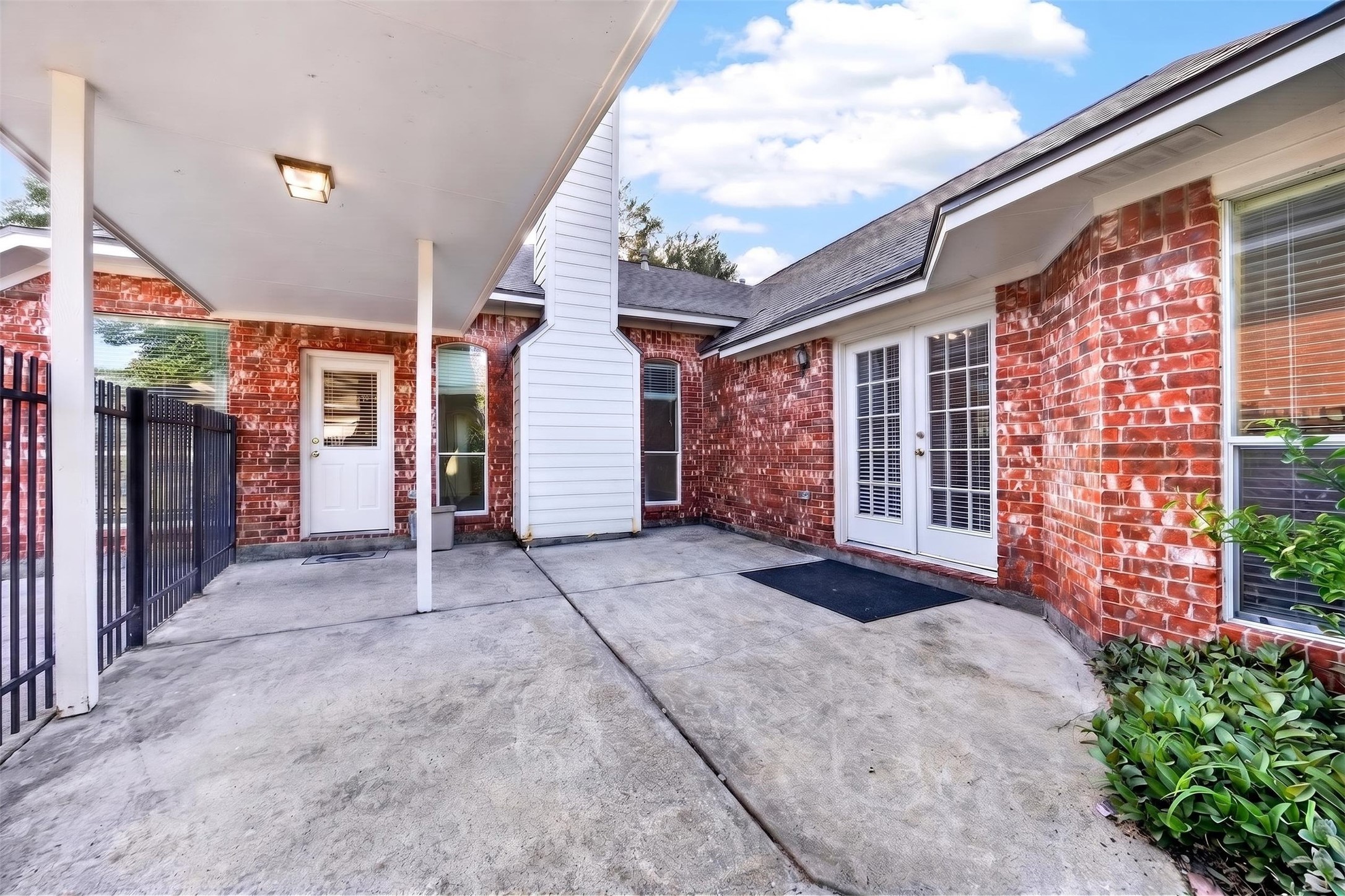5814 Eldridge Glen Drive Property Photo 36