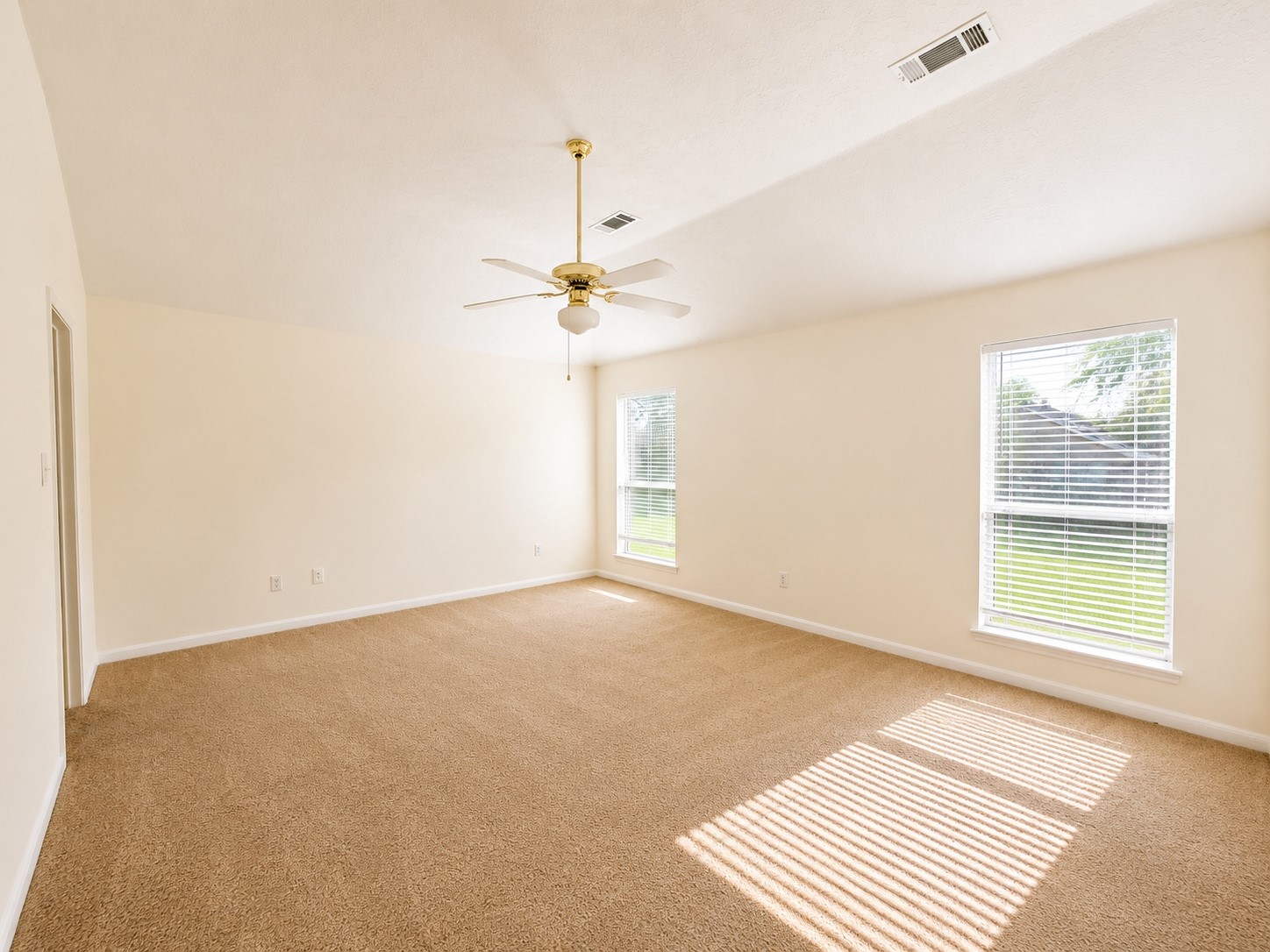 6858 Stillwater Drive Property Photo 6