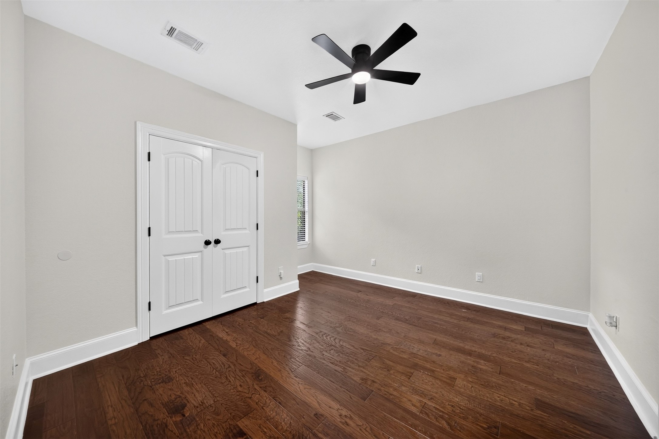 10410 Clubhouse Circle Property Photo 25