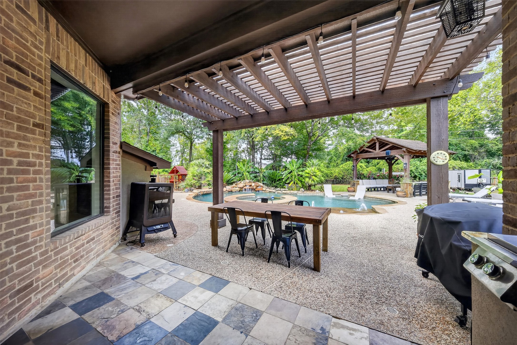 10410 Clubhouse Circle Property Photo 35