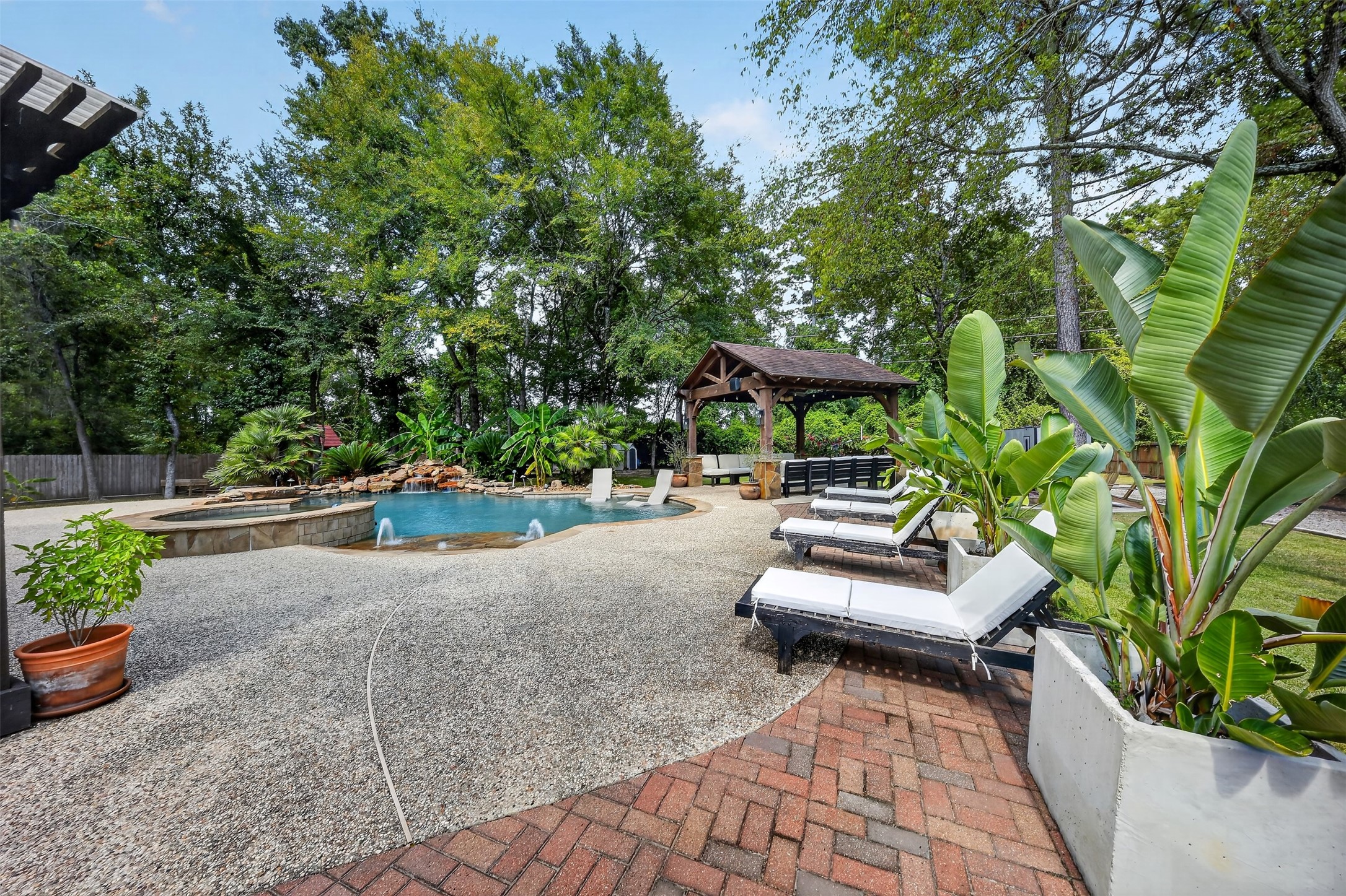 10410 Clubhouse Circle Property Photo 37