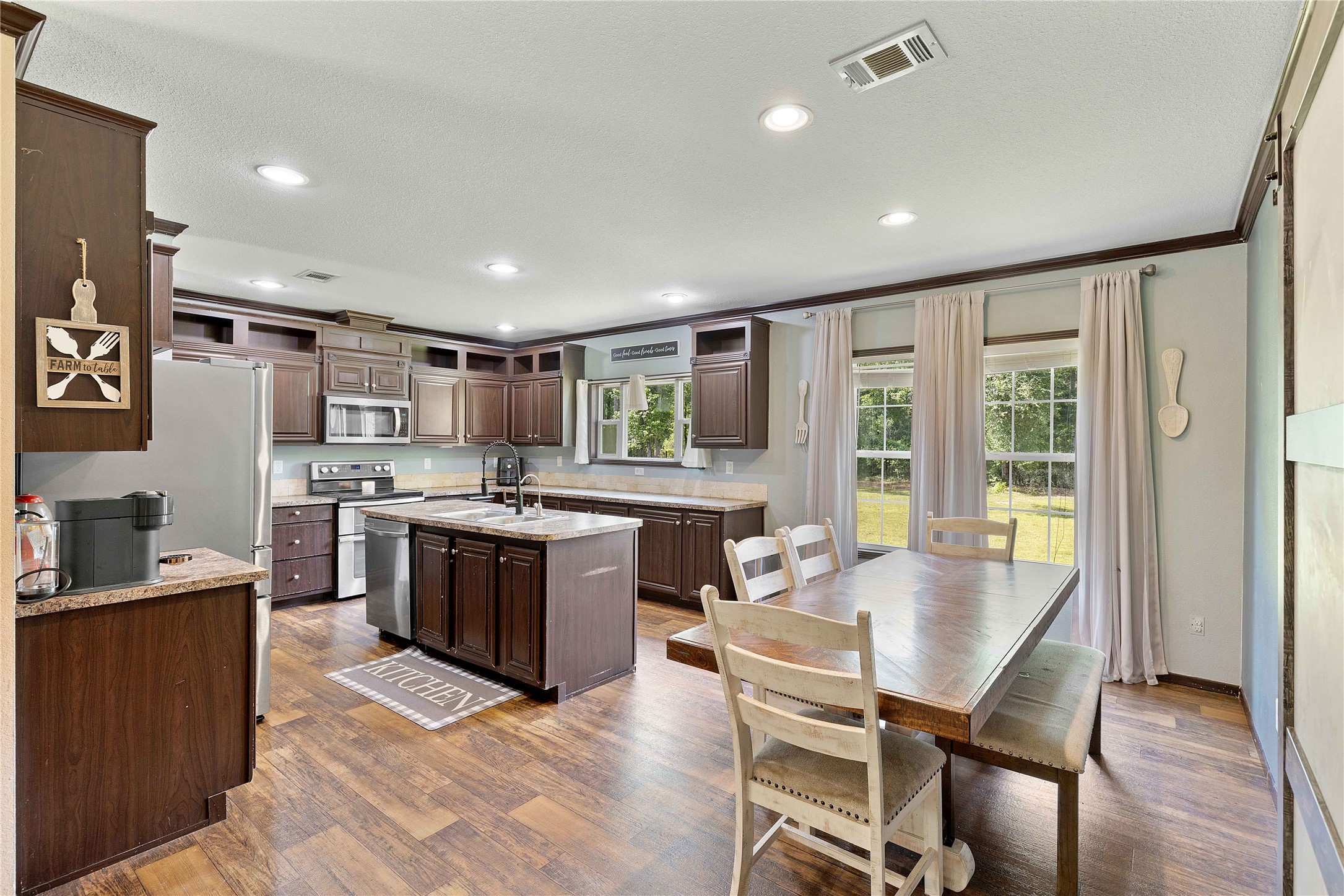 320 Wild Oak Drive Property Photo 29