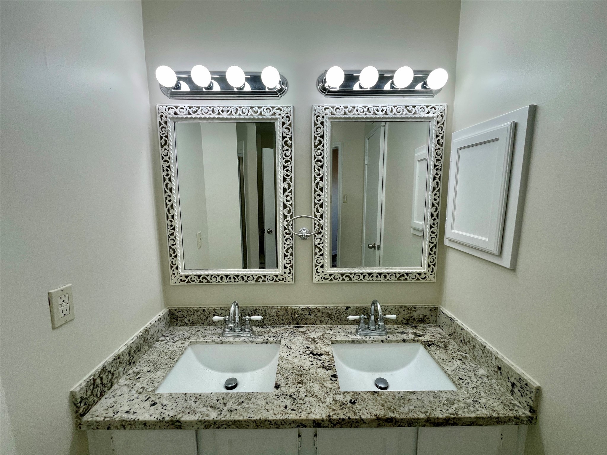 6619 Pleasant Stream Drive Property Photo 15