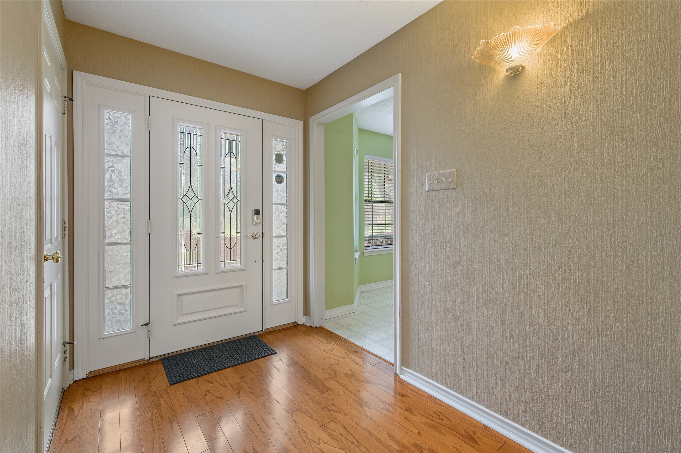 2022 Wilderland Circle Property Photo 4