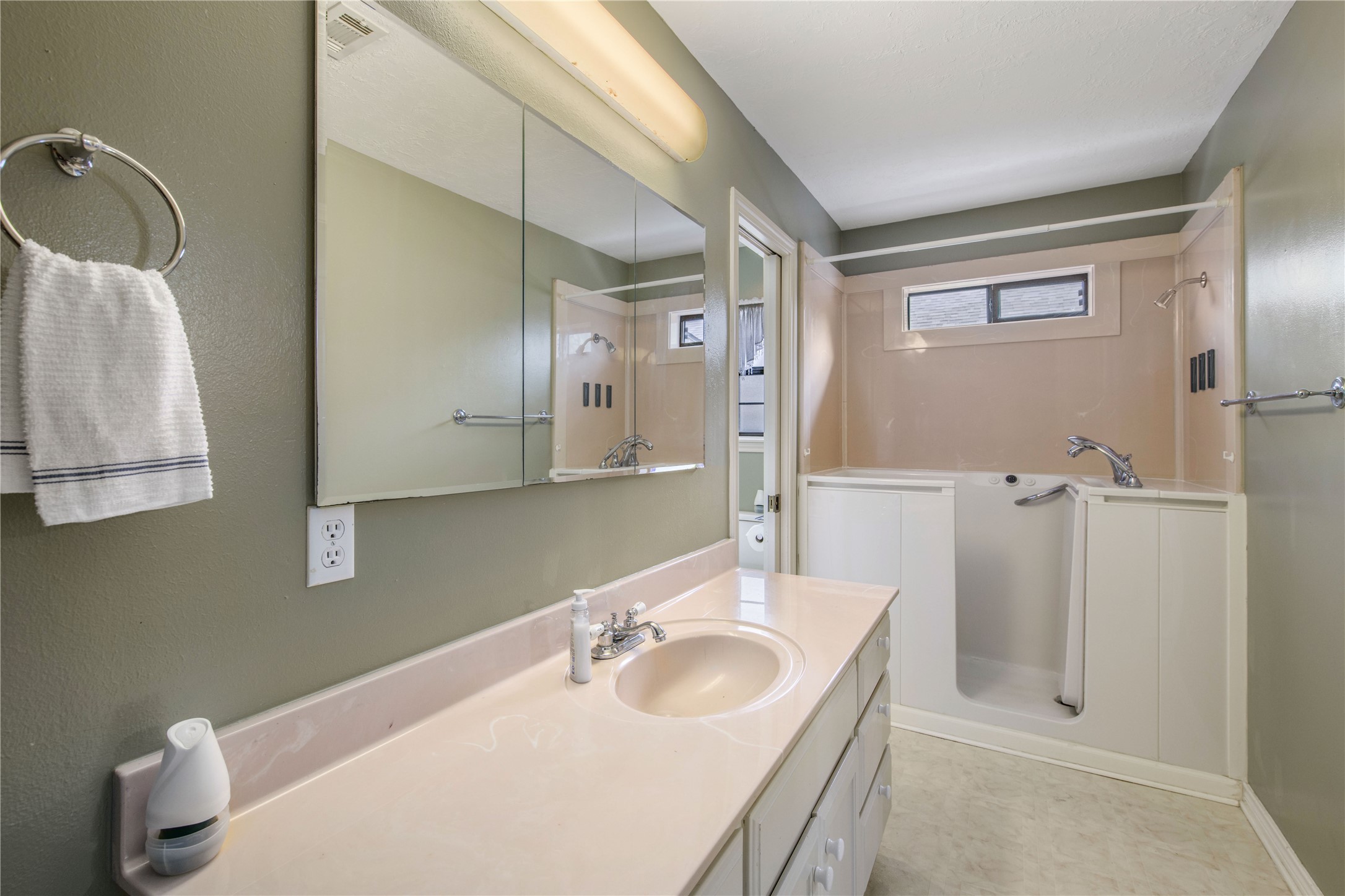 2022 Wilderland Circle Property Photo 11