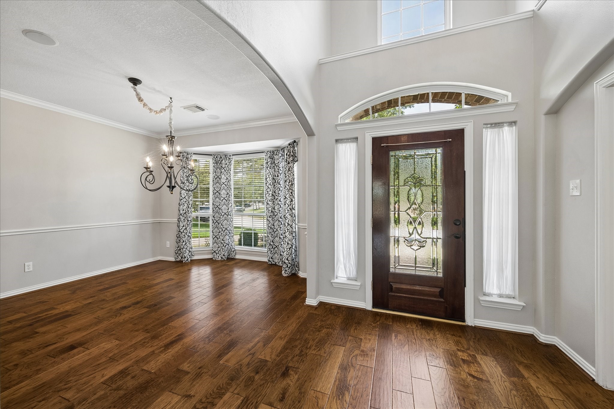 12847 Magic Falls Drive Property Photo 5