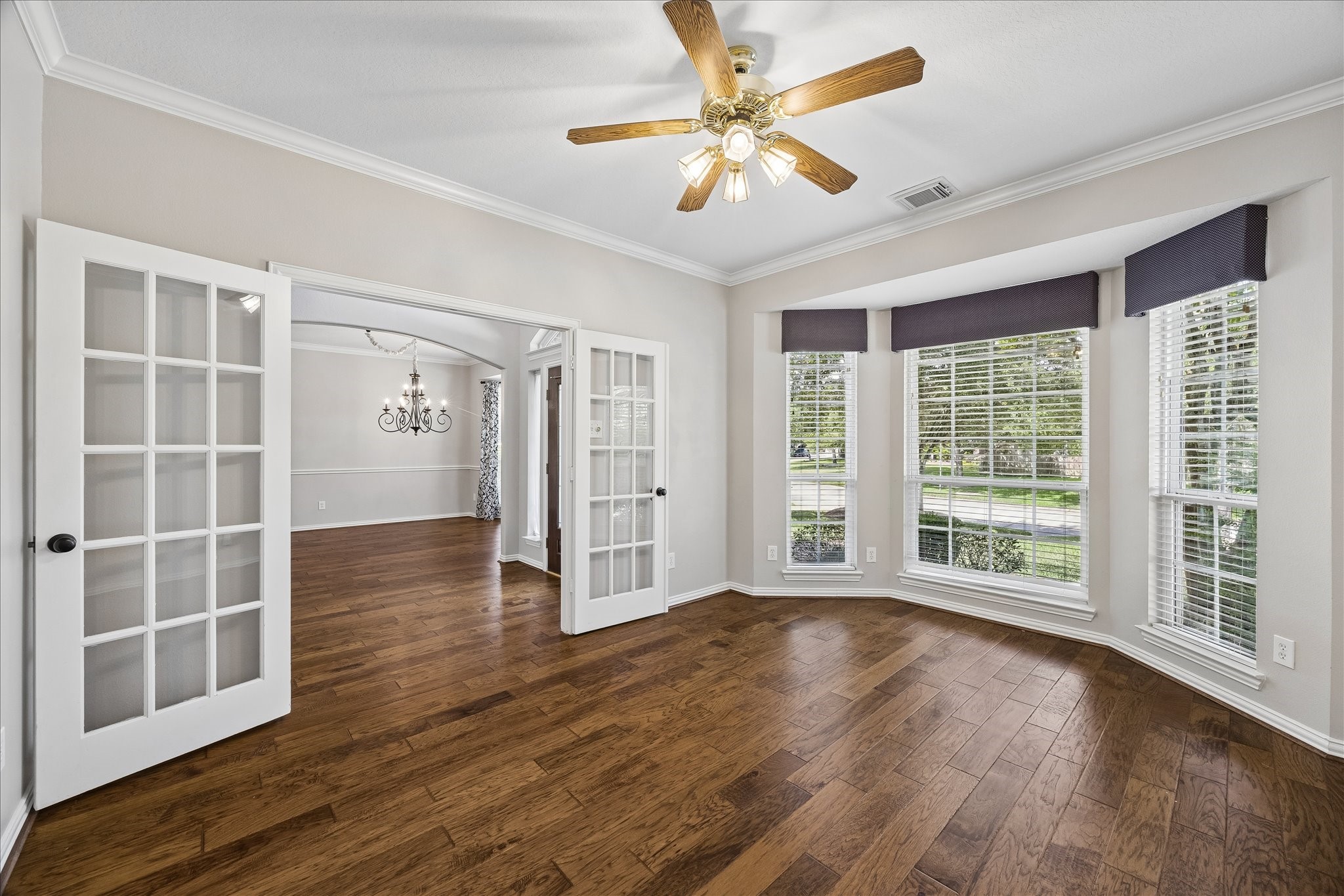 12847 Magic Falls Drive Property Photo 8