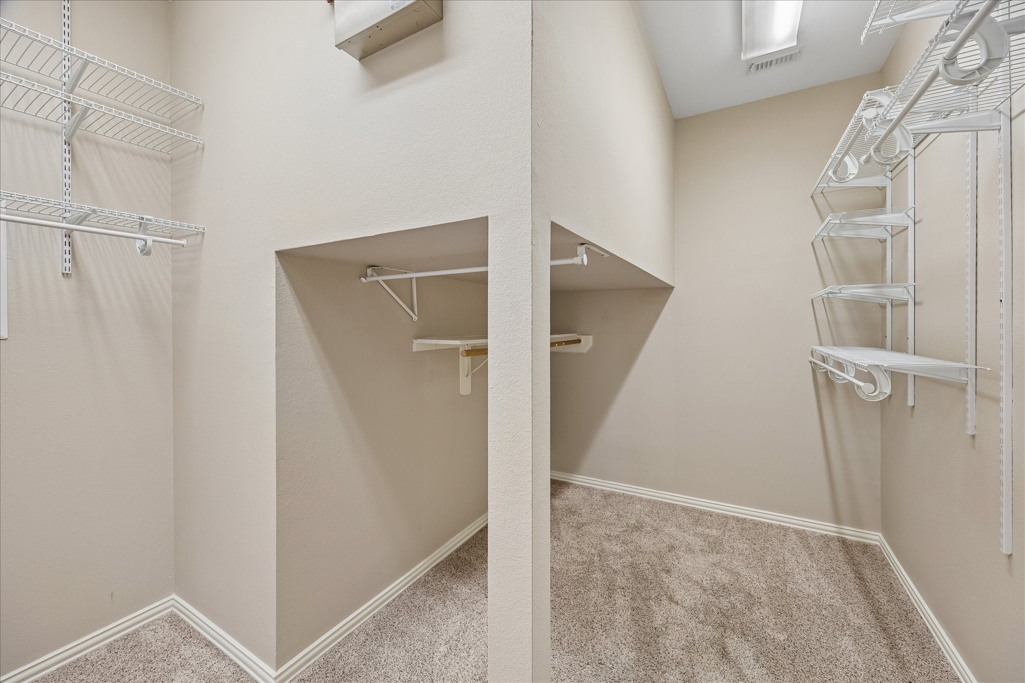12847 Magic Falls Drive Property Photo 26