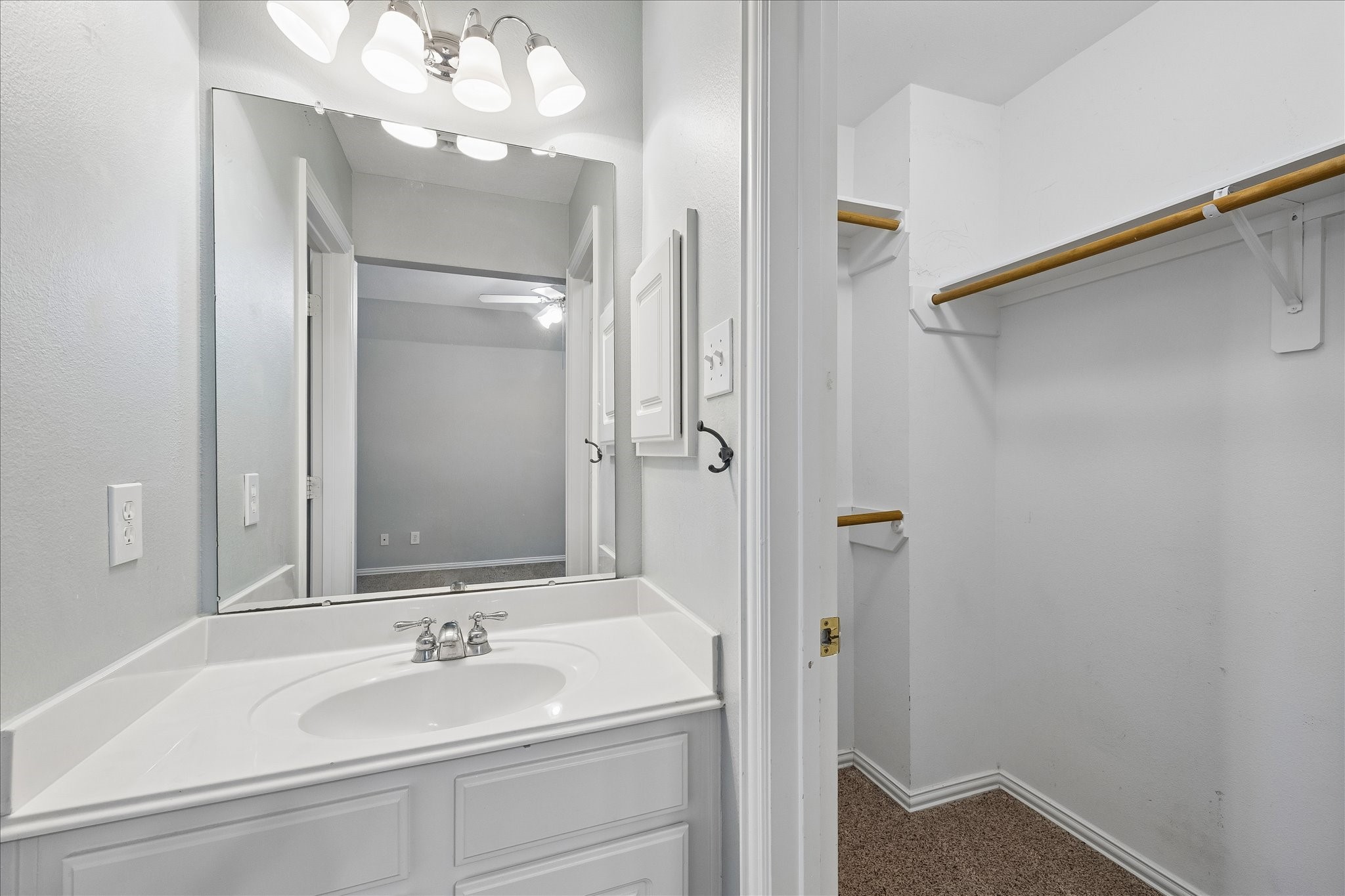 12847 Magic Falls Drive Property Photo 39