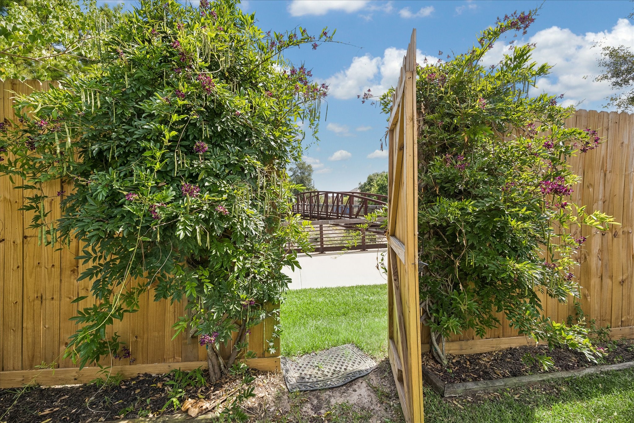 12847 Magic Falls Drive Property Photo 46
