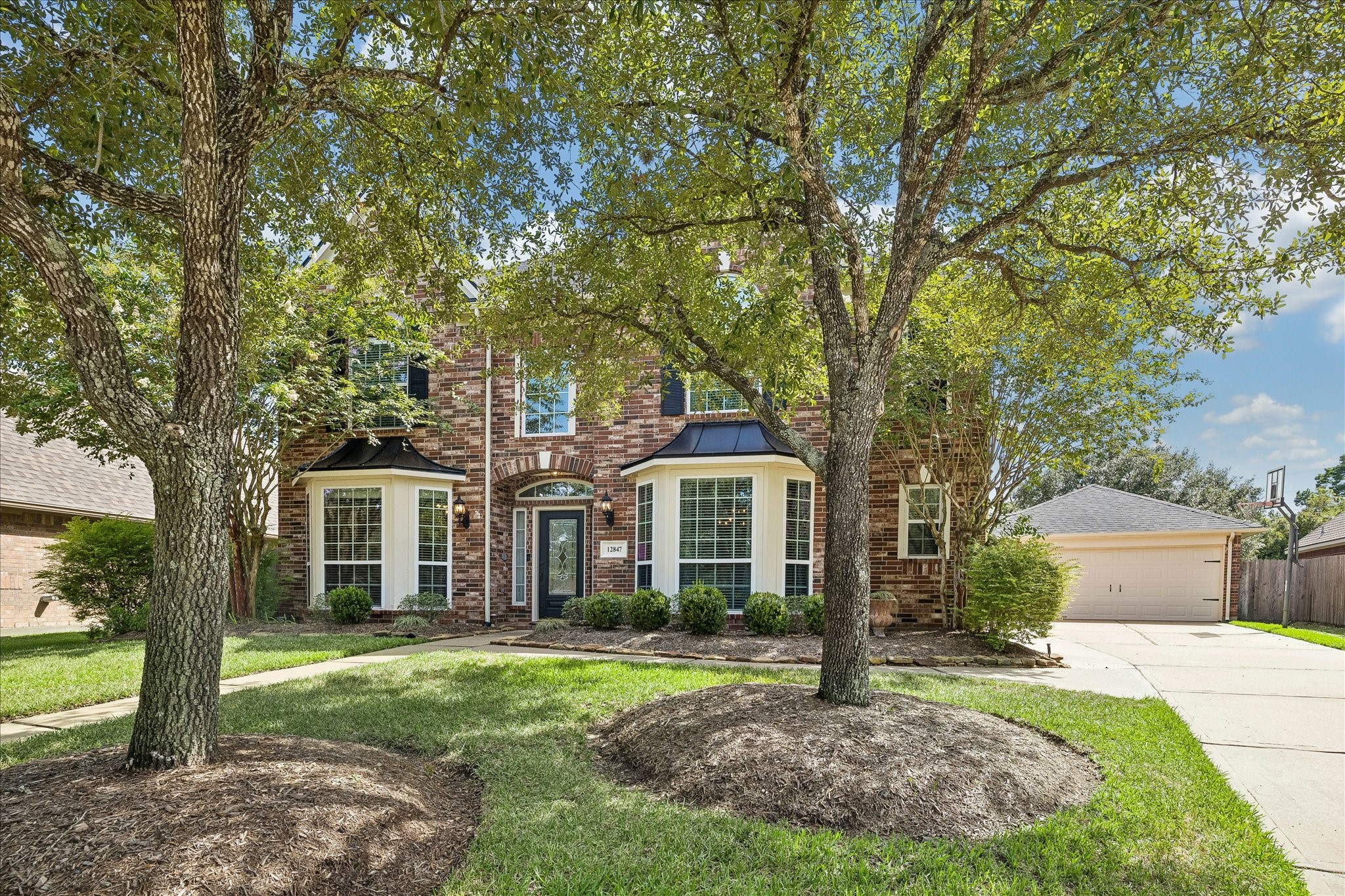 12847 Magic Falls Drive Property Photo 47