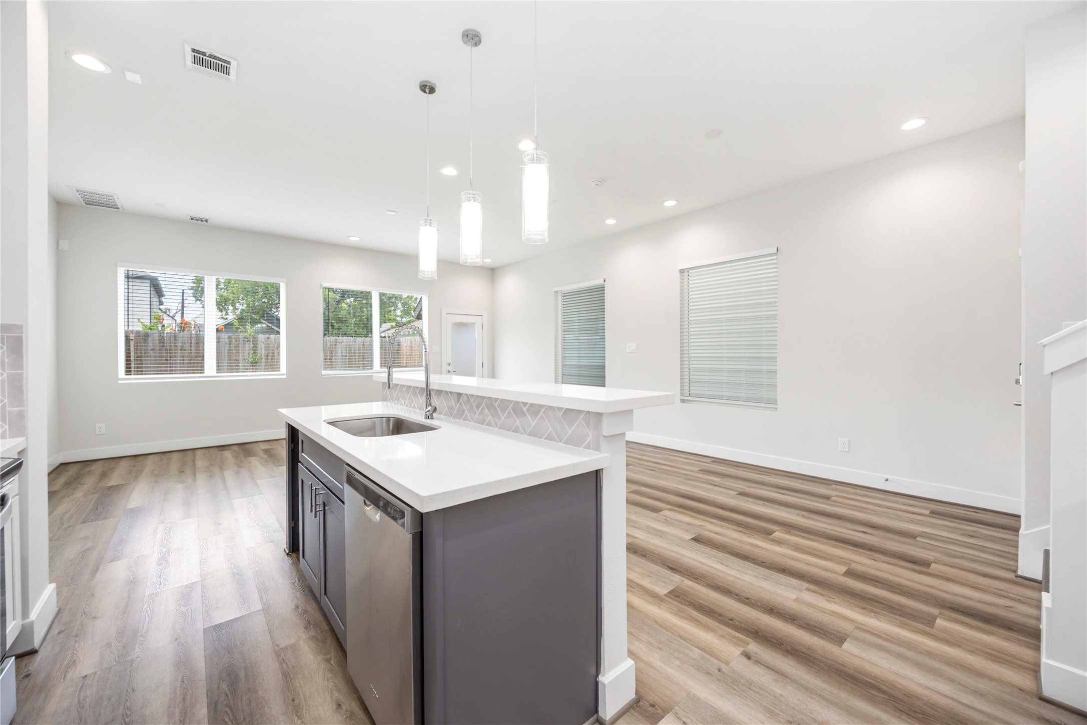 1411 Bigelow Street Property Photo 14