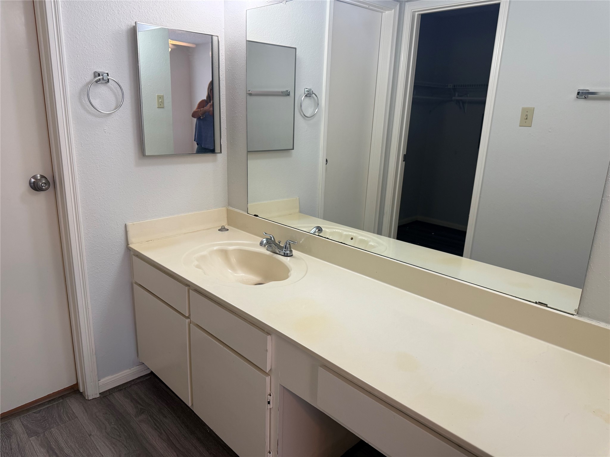 2120 El Paseo Street 2613 Property Photo 11