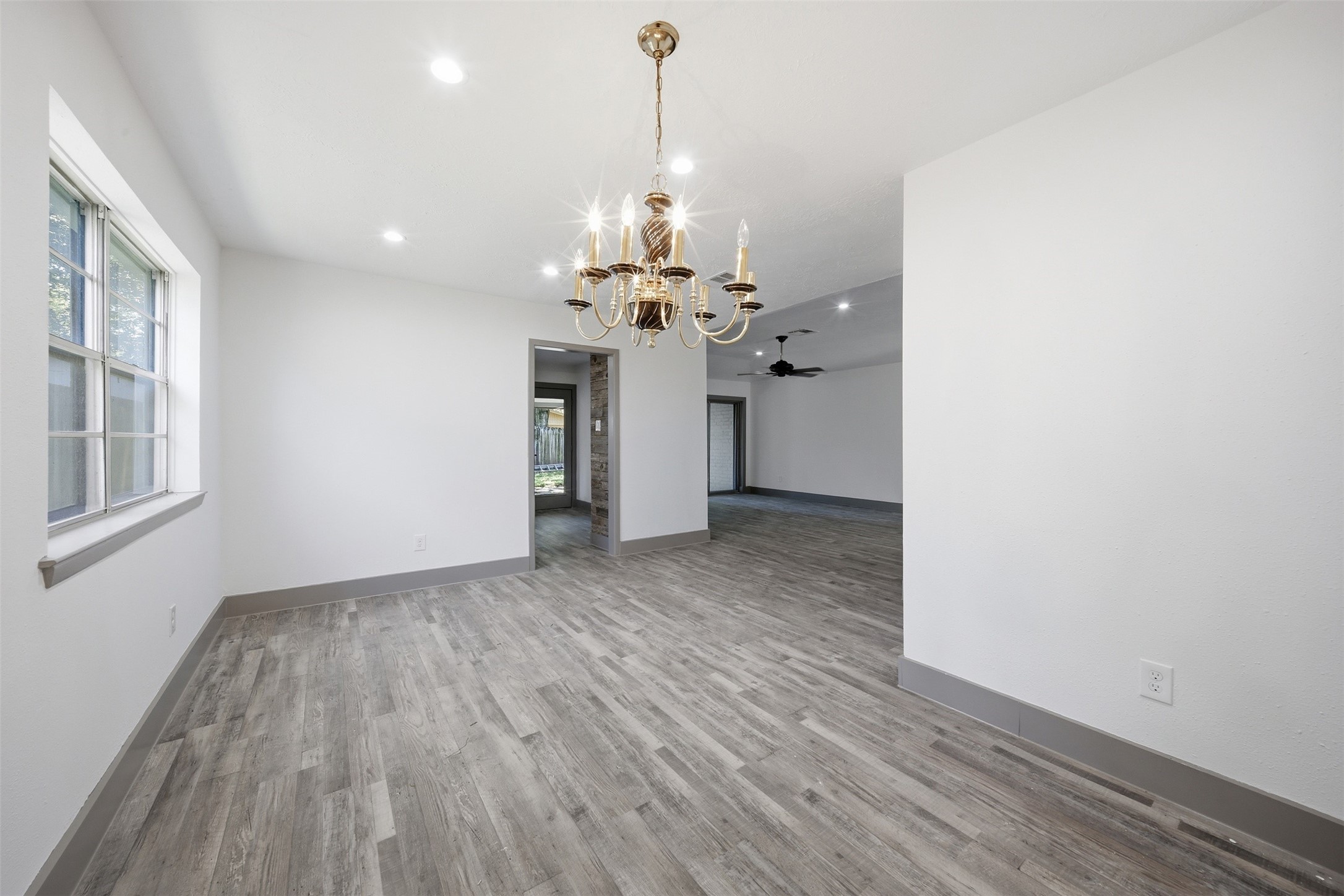 10431 Long River Drive Property Photo 18