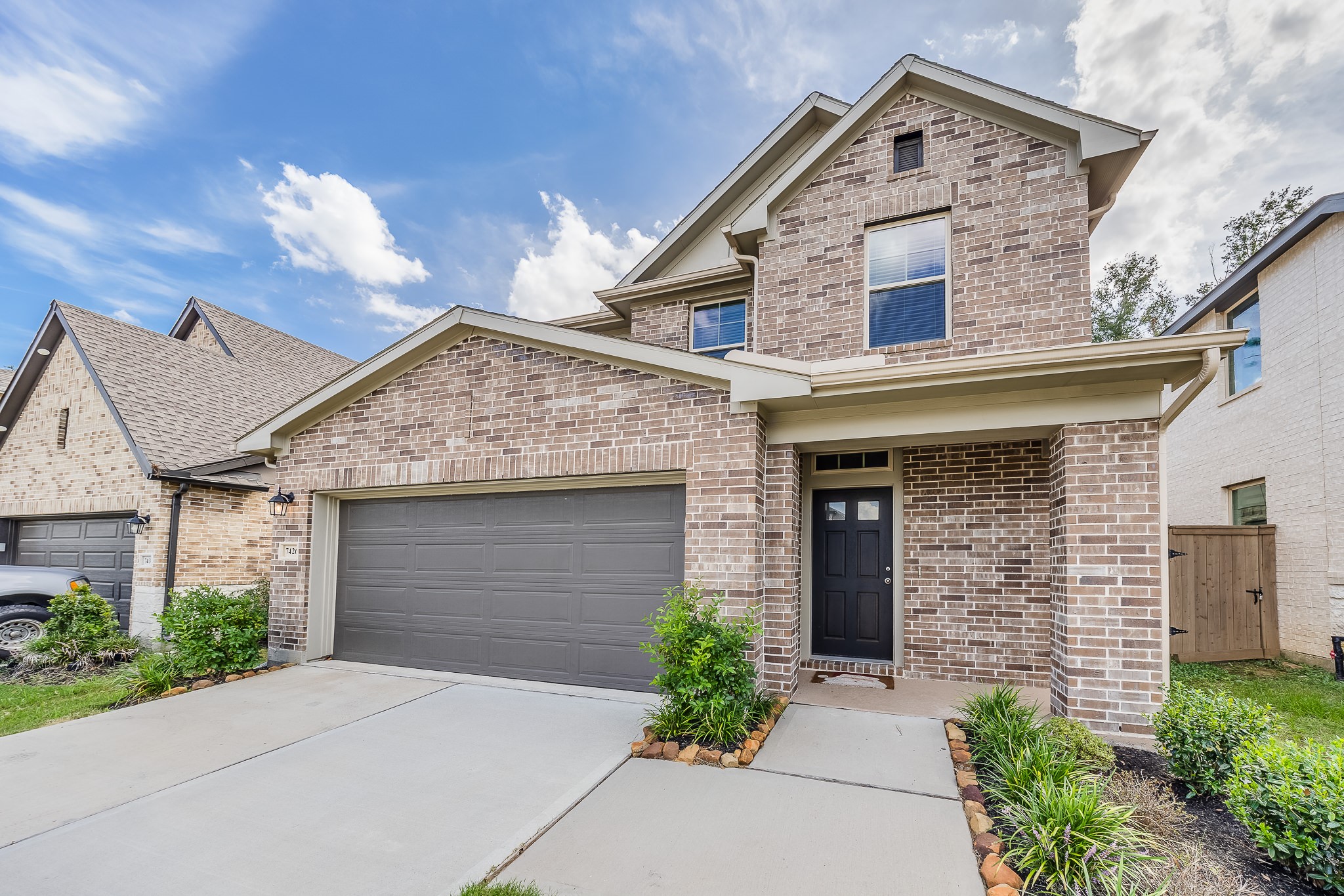 7426 Cattail Falls Lane Property Photo 4