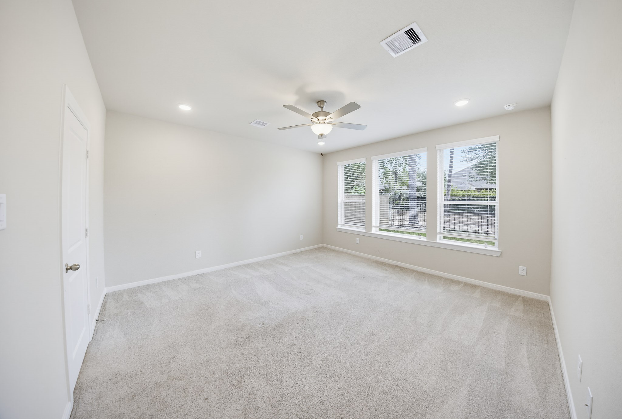 7426 Cattail Falls Lane Property Photo 12