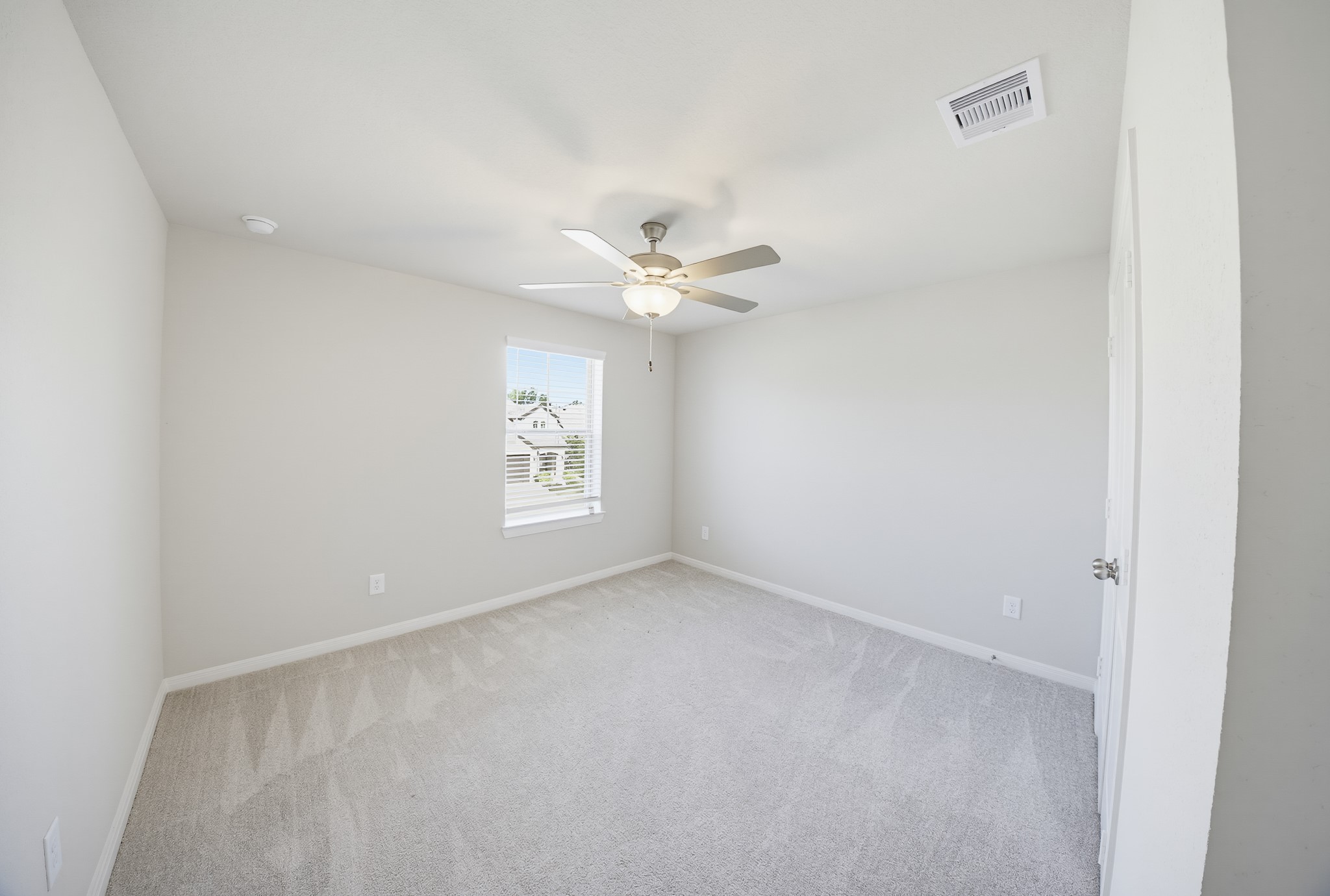 7426 Cattail Falls Lane Property Photo 18