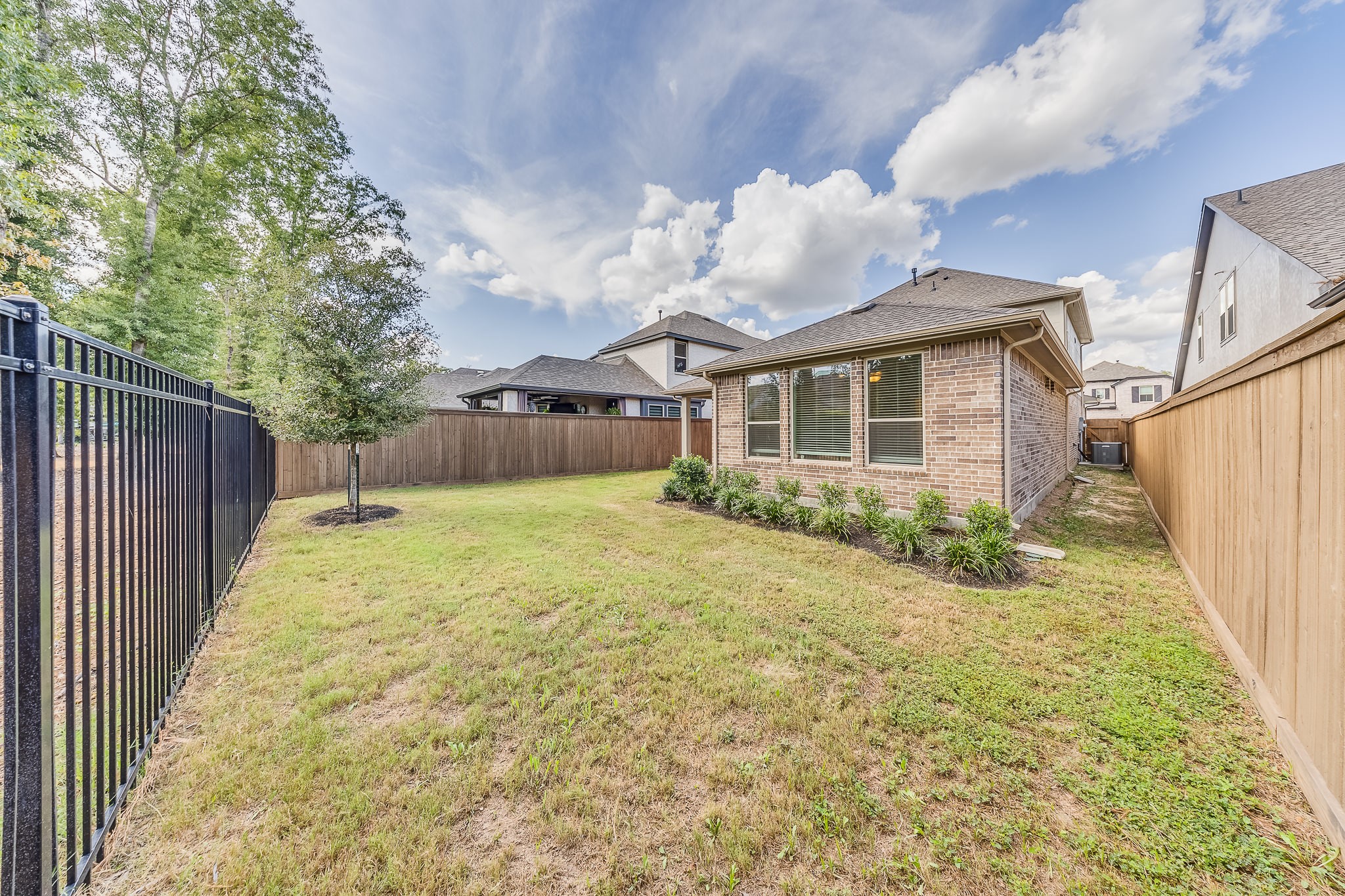 7426 Cattail Falls Lane Property Photo 26