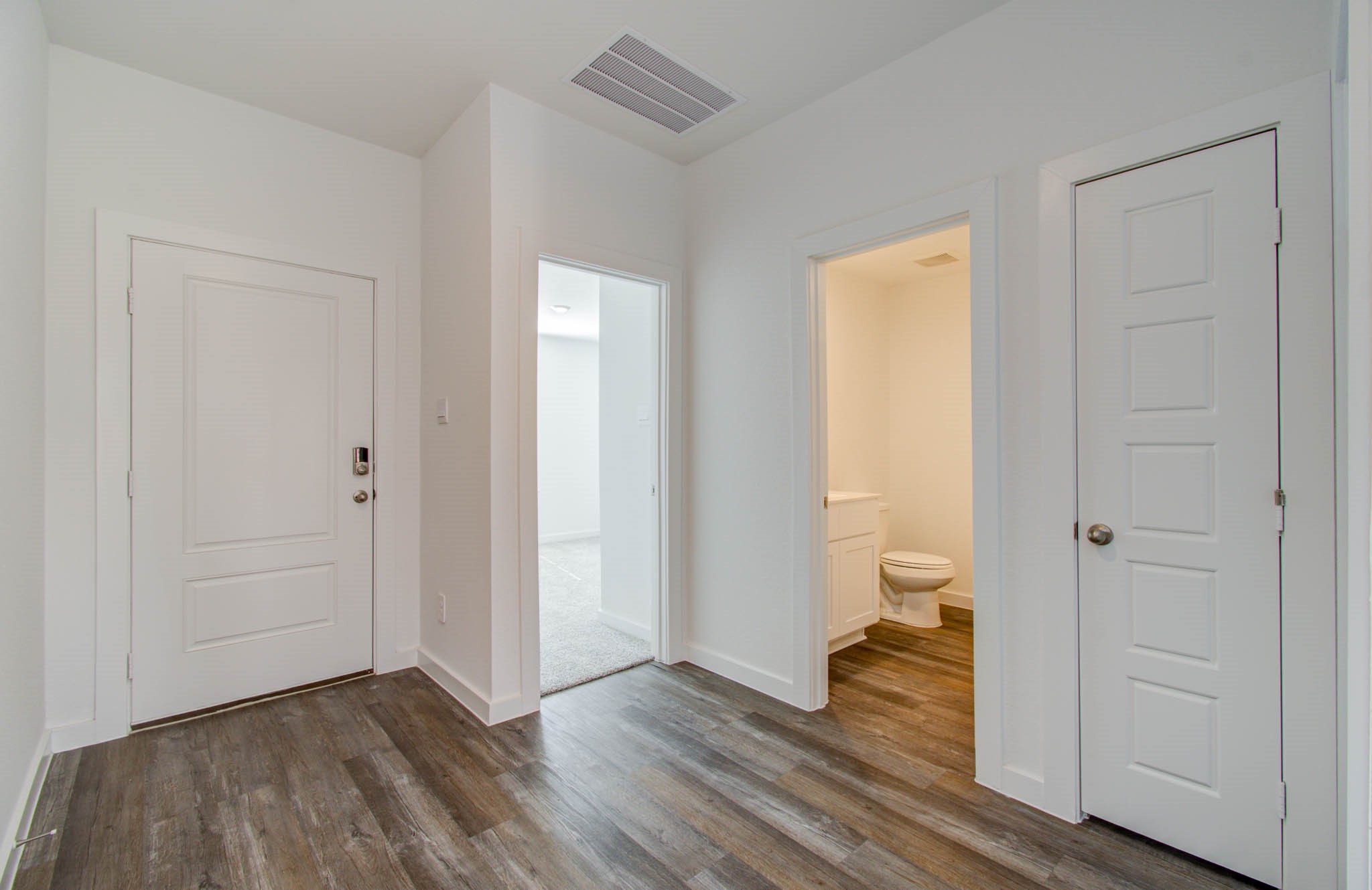 8922 Colicroot Drive Property Photo 2