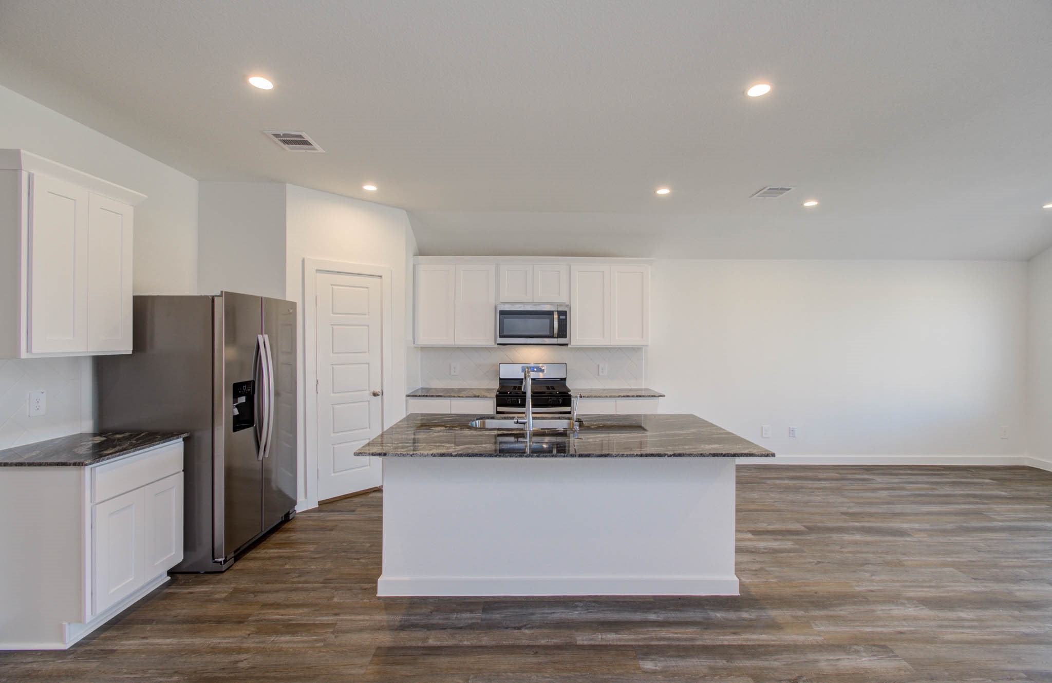 8922 Colicroot Drive Property Photo 11