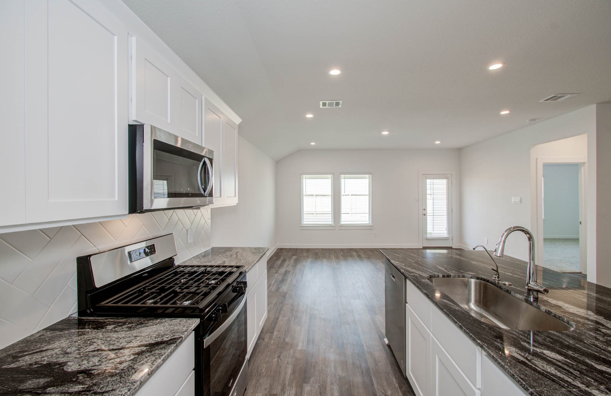 8922 Colicroot Drive Property Photo 15