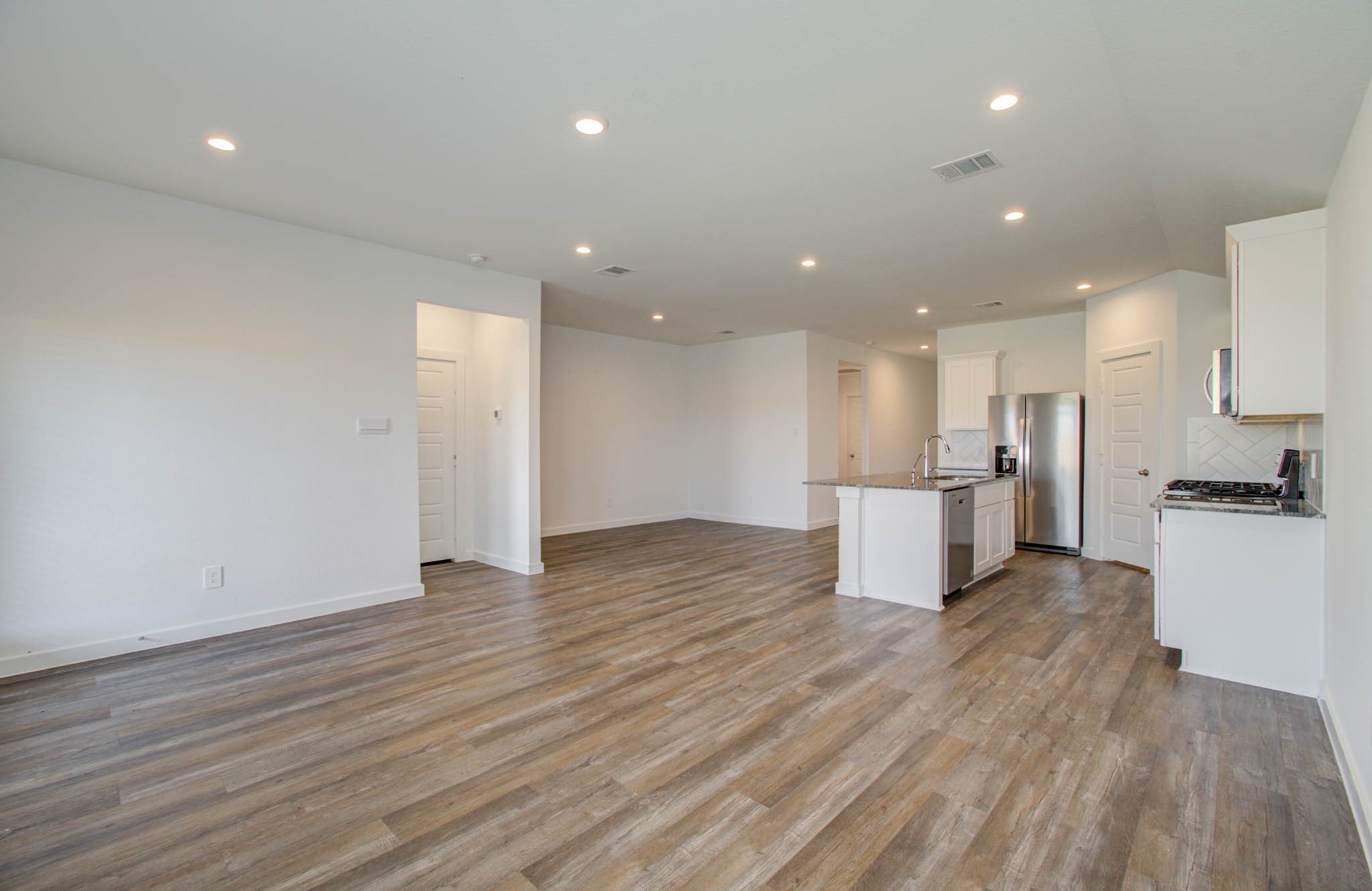 8922 Colicroot Drive Property Photo 20