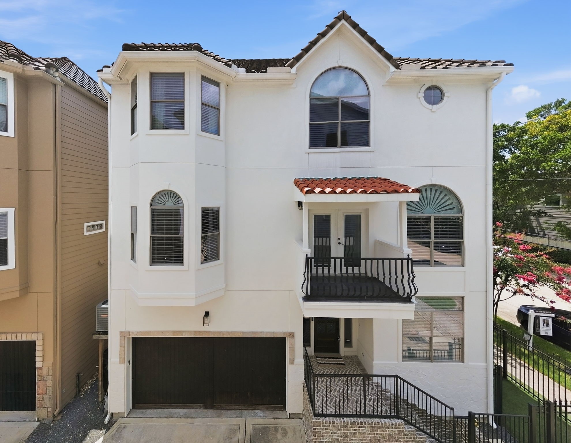 1328 W 23rd Street A Property Photo 1