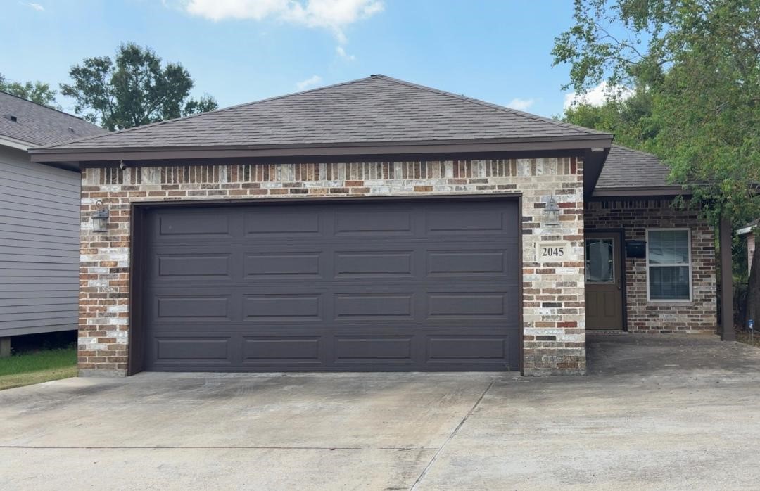 2045 Washington Boulevard Property Photo 2