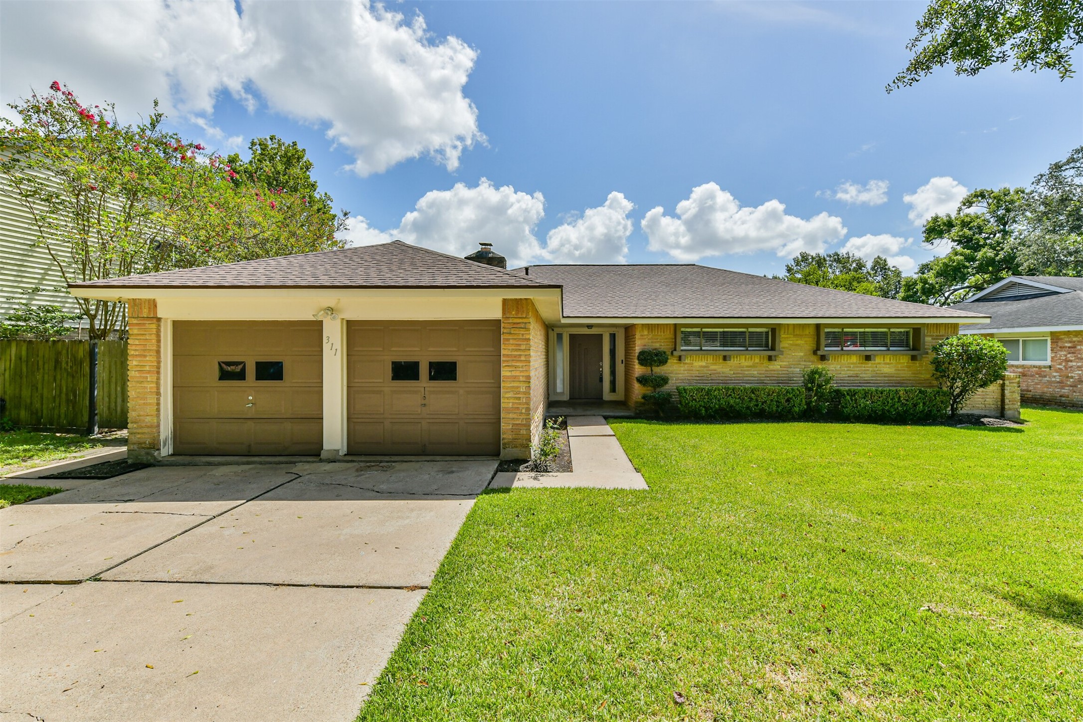 311 Stonehenge Lane Property Photo