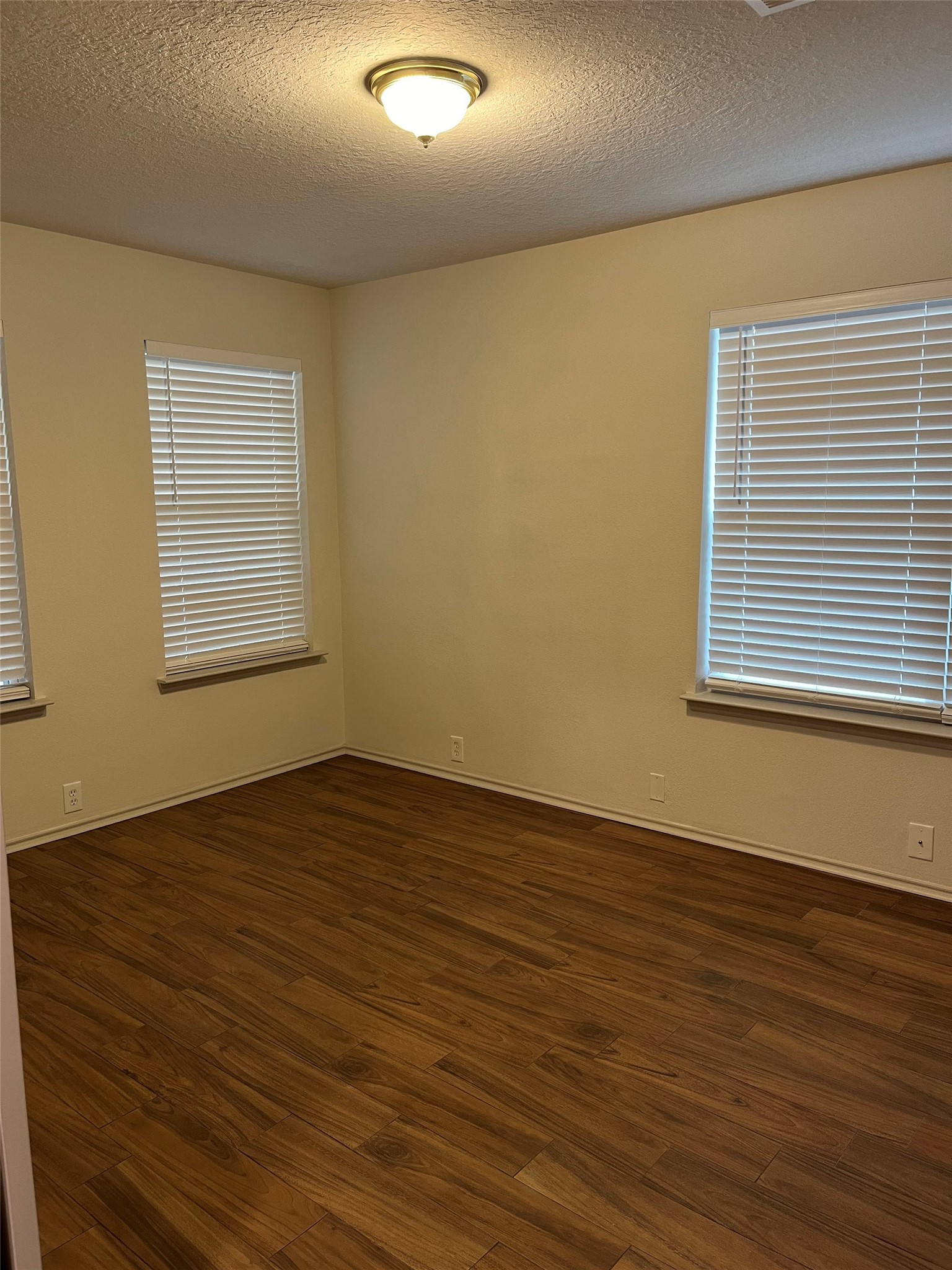 4918 Cloudhaven Court Property Photo 7