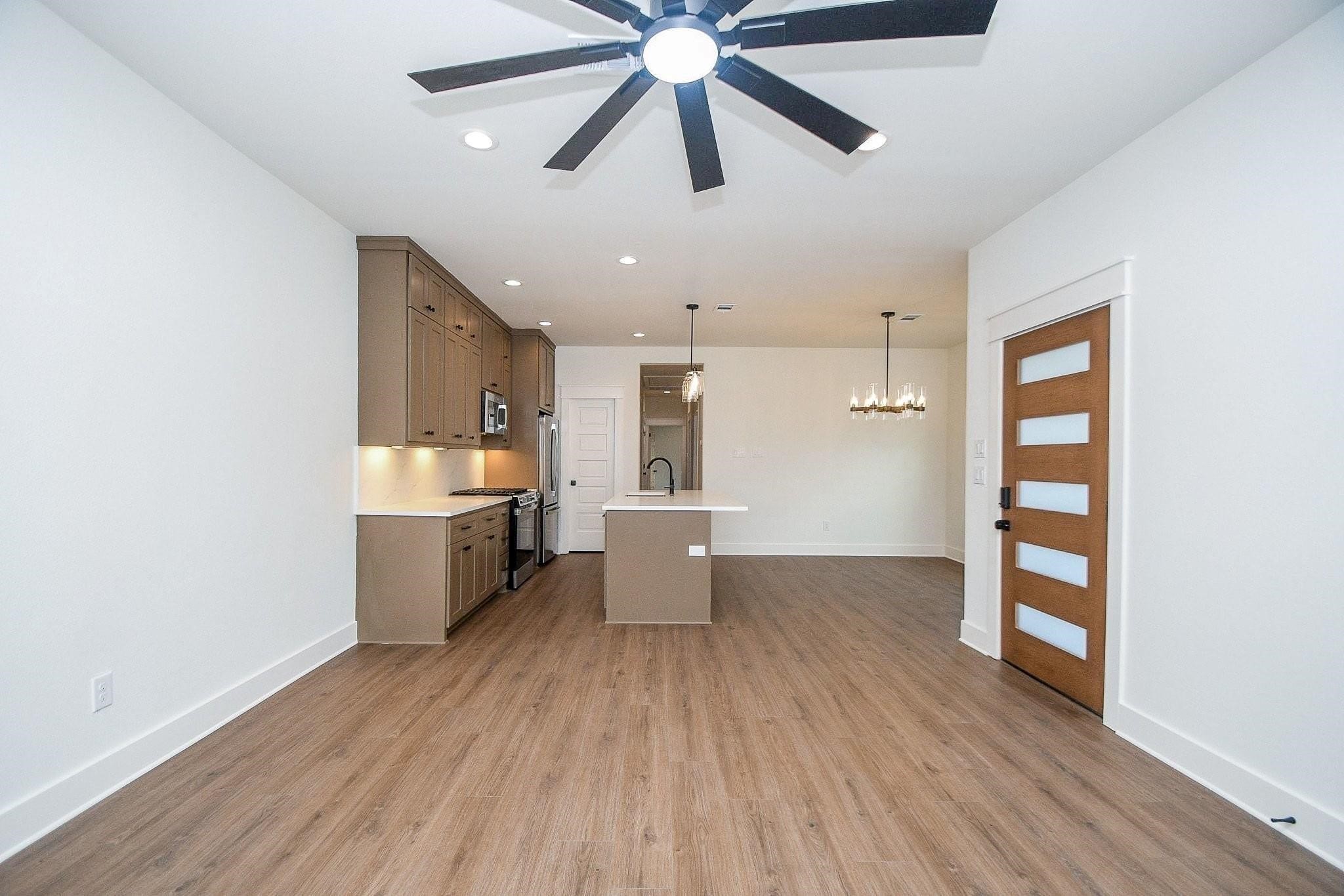 4101 Victoria Avenue B Property Photo 9