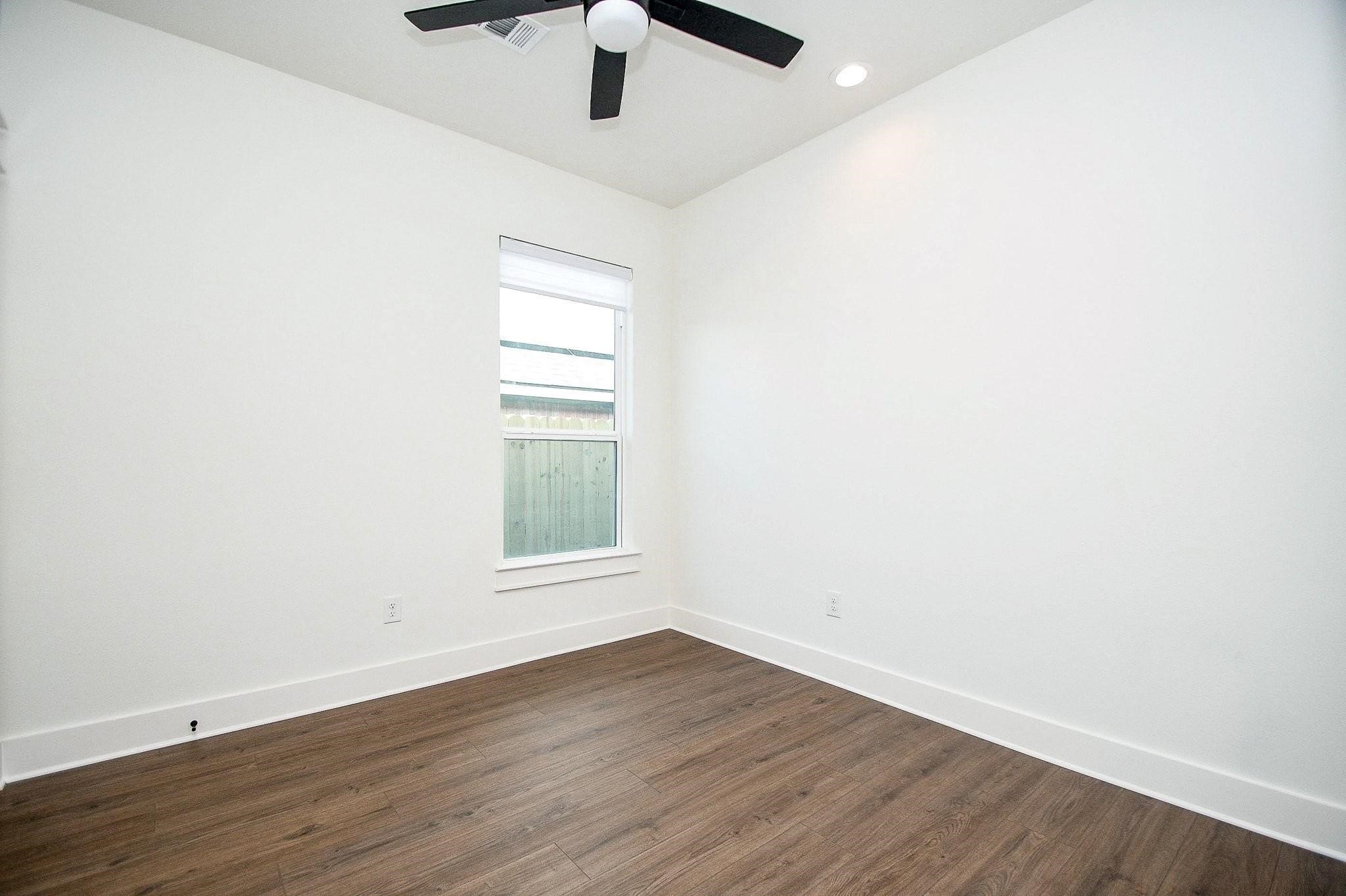 4101 Victoria Avenue B Property Photo 21
