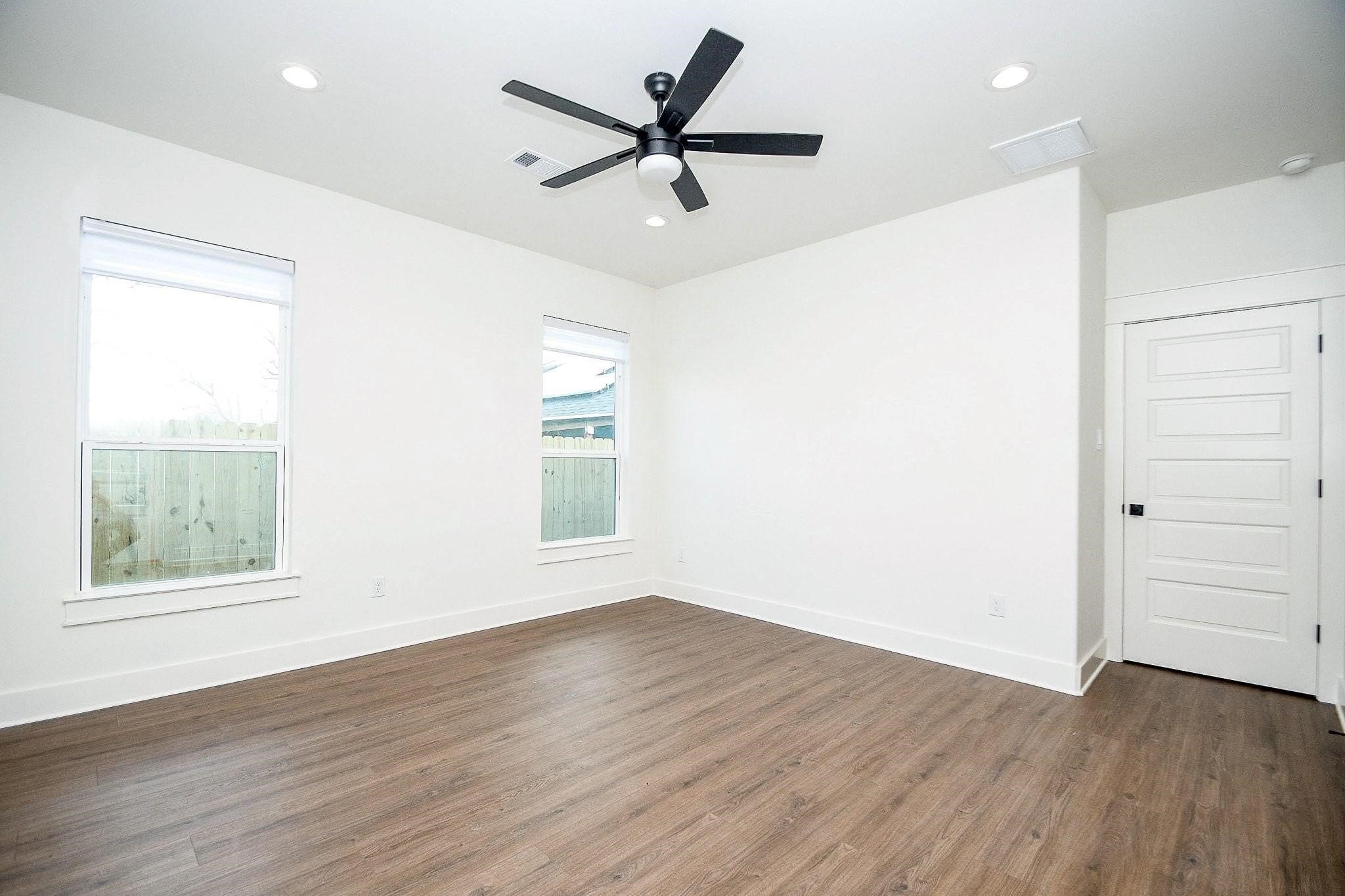 4101 Victoria Avenue B Property Photo 26