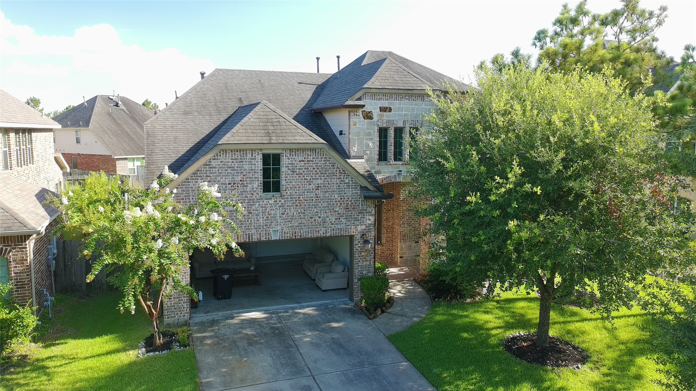 21139 Barrett Creek Lane Property Photo 1