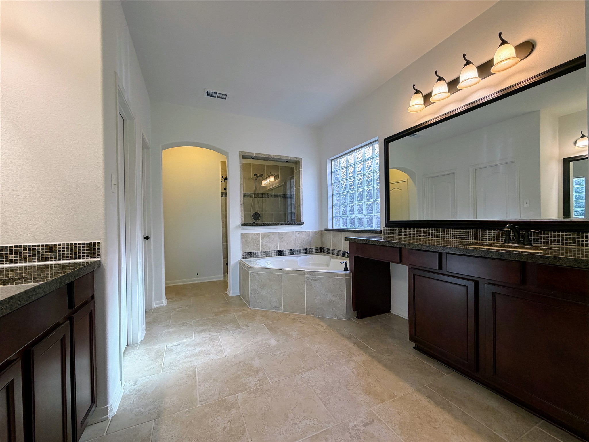 21139 Barrett Creek Lane Property Photo 18