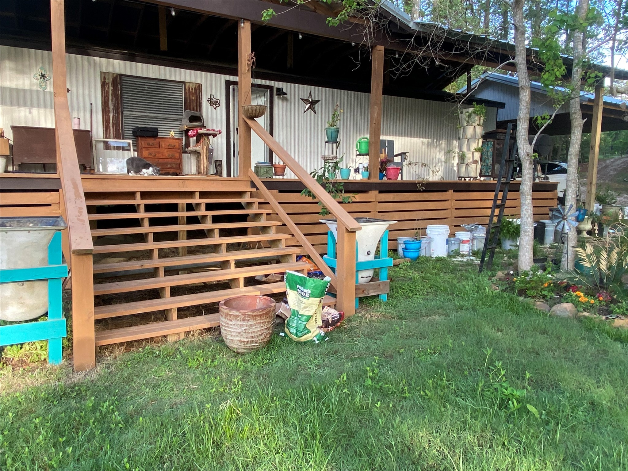 240 Driftwood Drive Property Photo 3