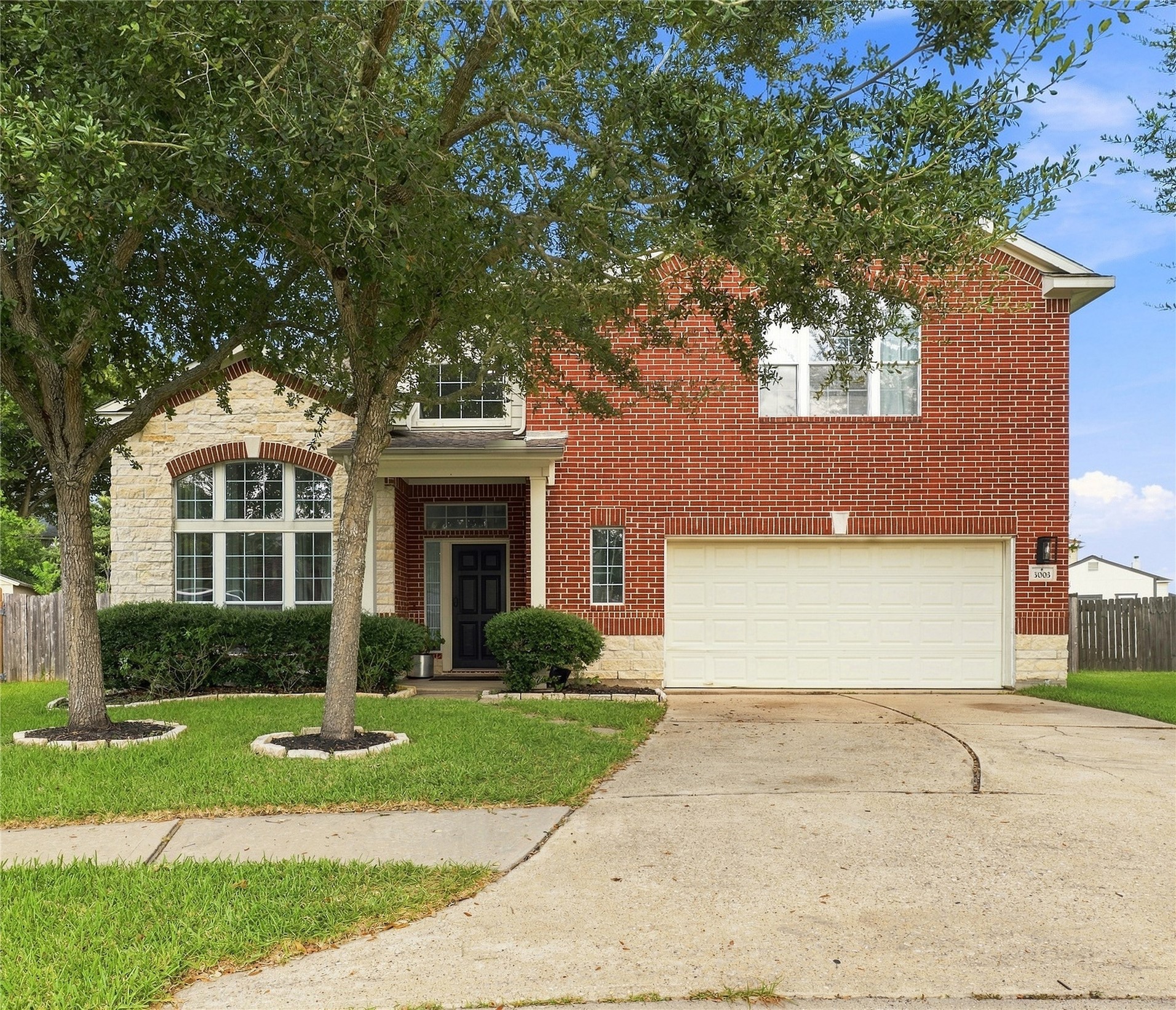 3003 Rancher Hollow Court Property Photo 1